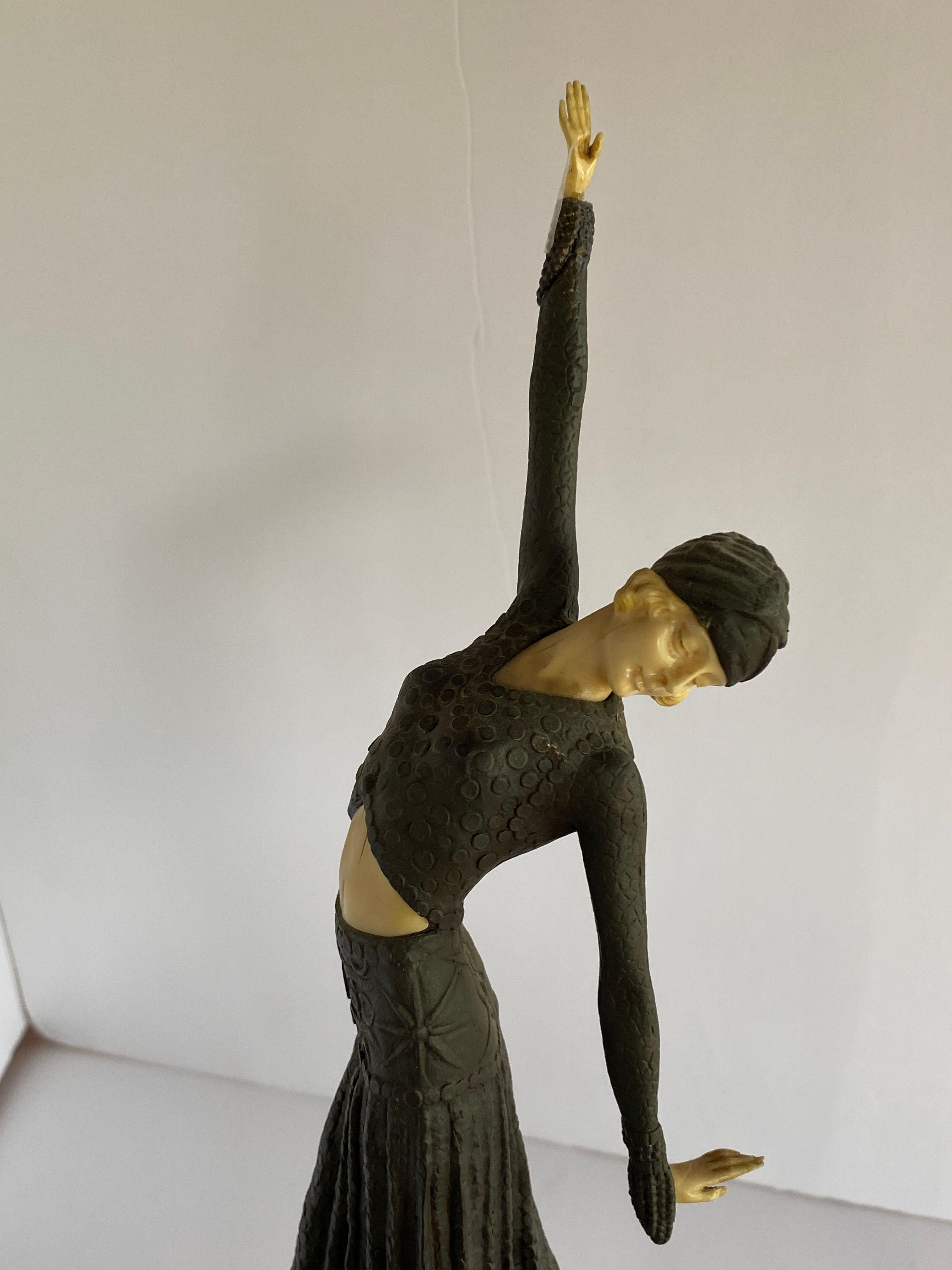 Art Deco Bronze Statue Female Dancer Flapper After Chiparus In Excellent Condition In Van Nuys, CA
