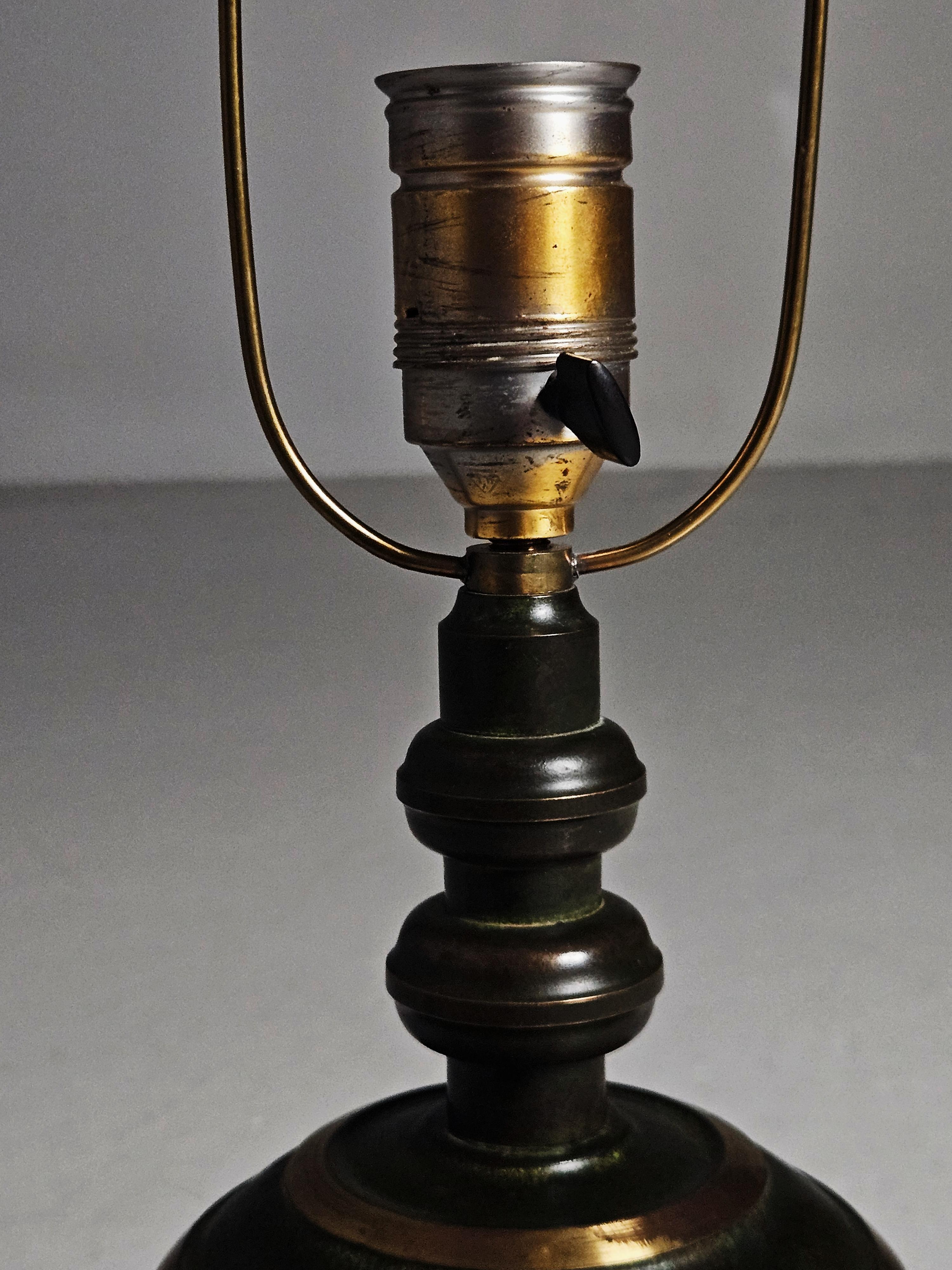 Art deco bronze table lamp by unknown designer, Sweden, 1930s For Sale 4