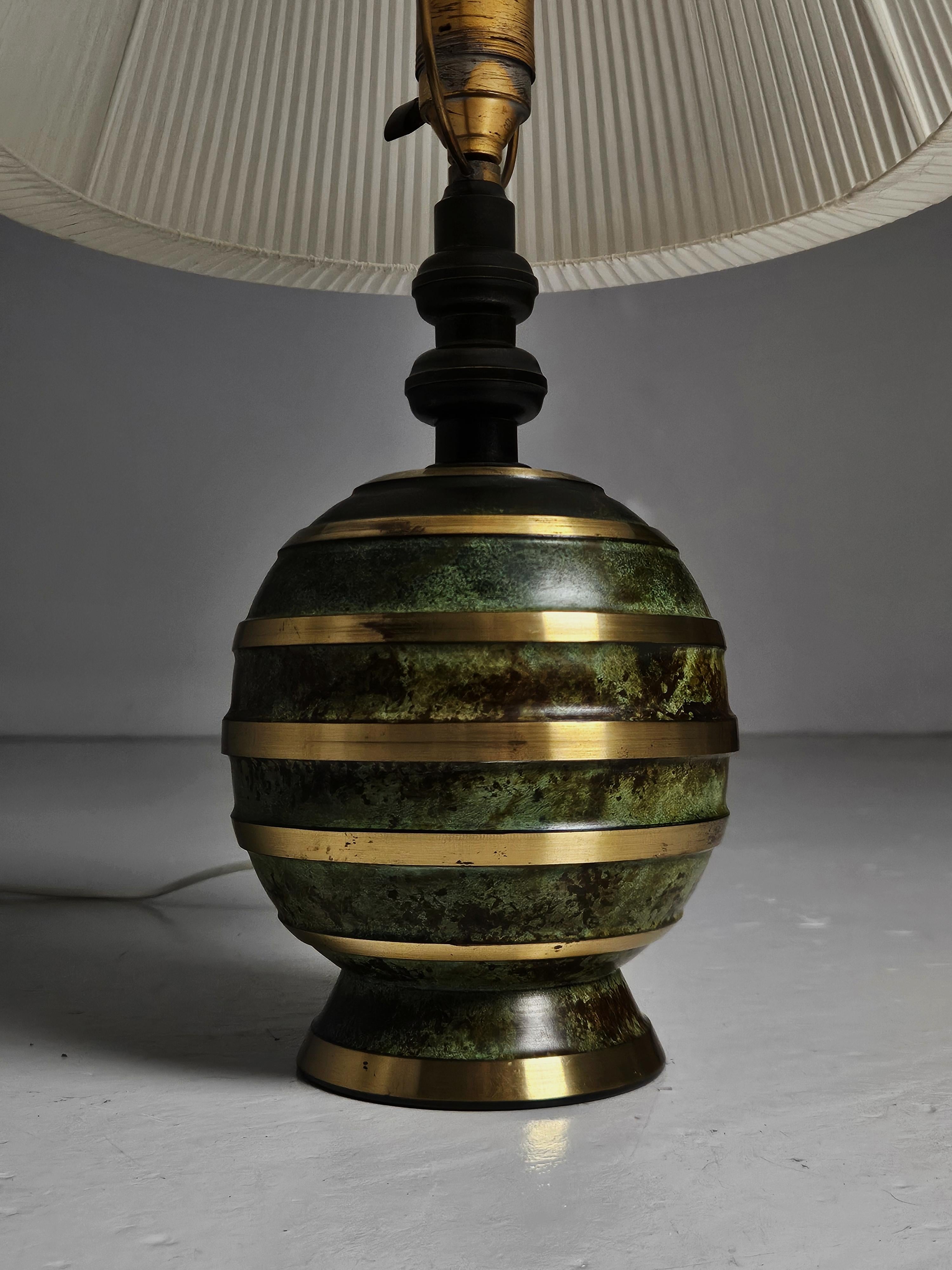 Scandinavian Modern Art deco bronze table lamp by unknown designer, Sweden, 1930s For Sale