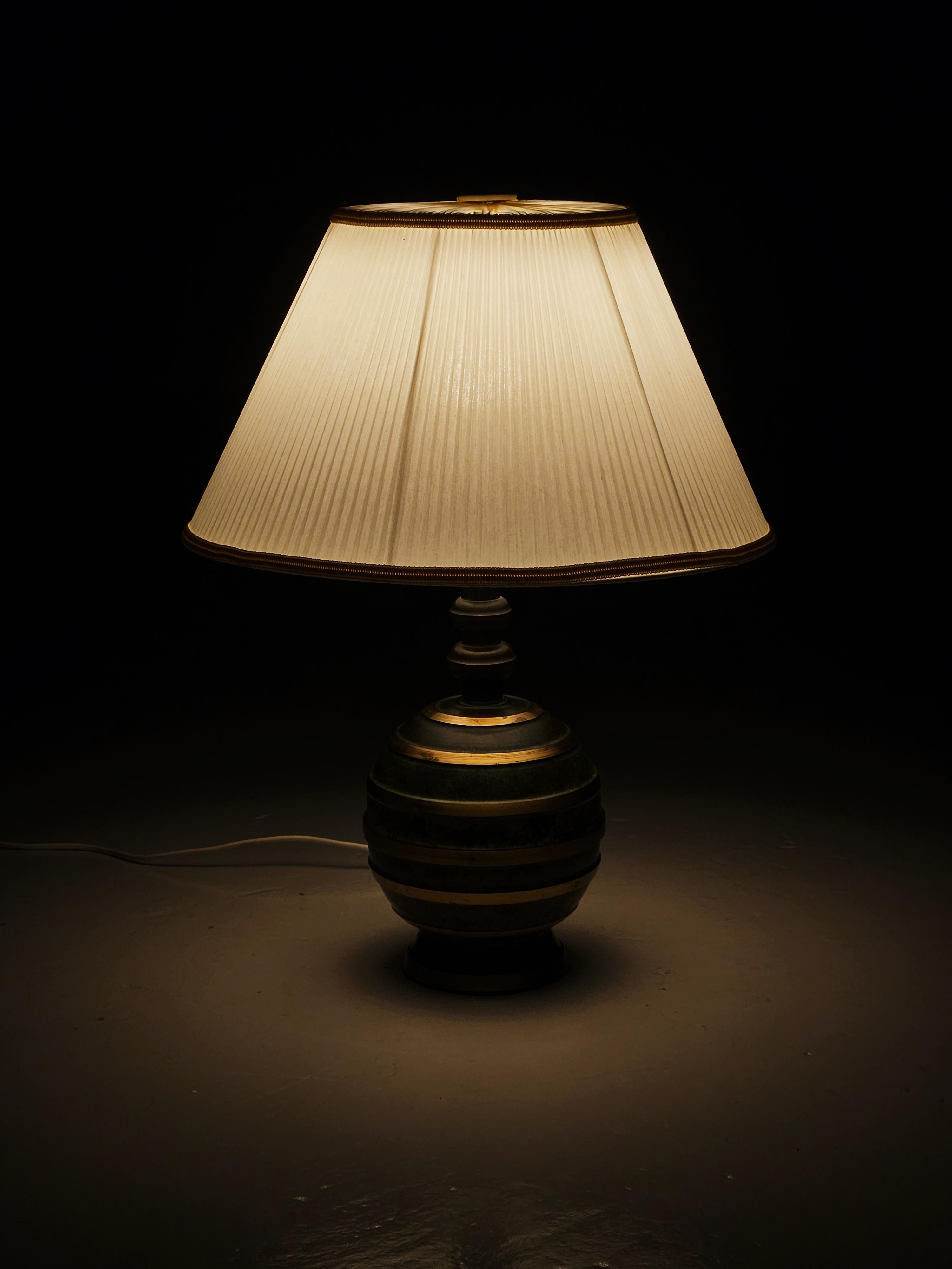 Art deco bronze table lamp by unknown designer, Sweden, 1930s For Sale 2