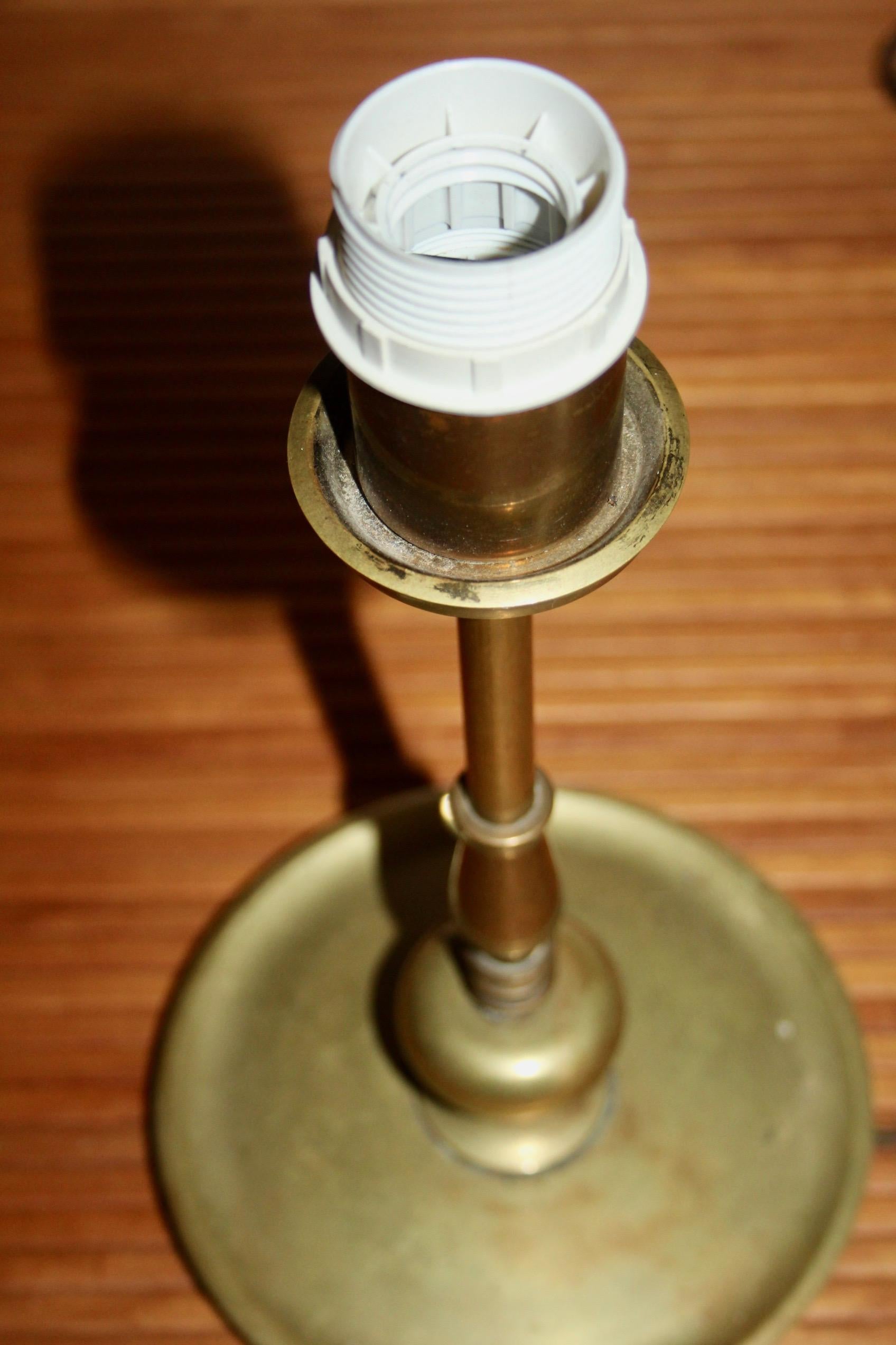 Bronze Art deco bronze table lamp For Sale