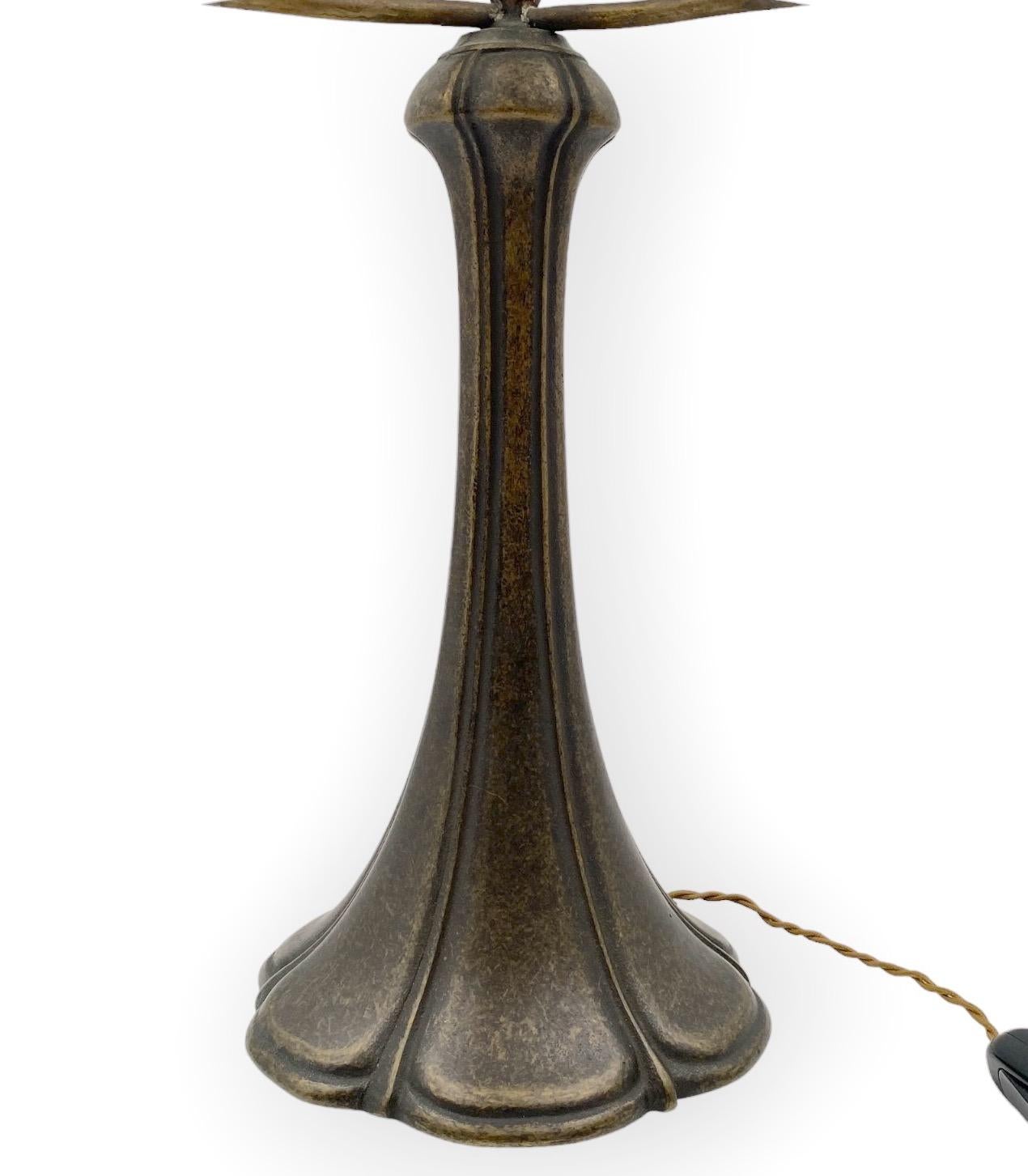 Art Deco bronze table lamp, France ca. 1930s For Sale 11