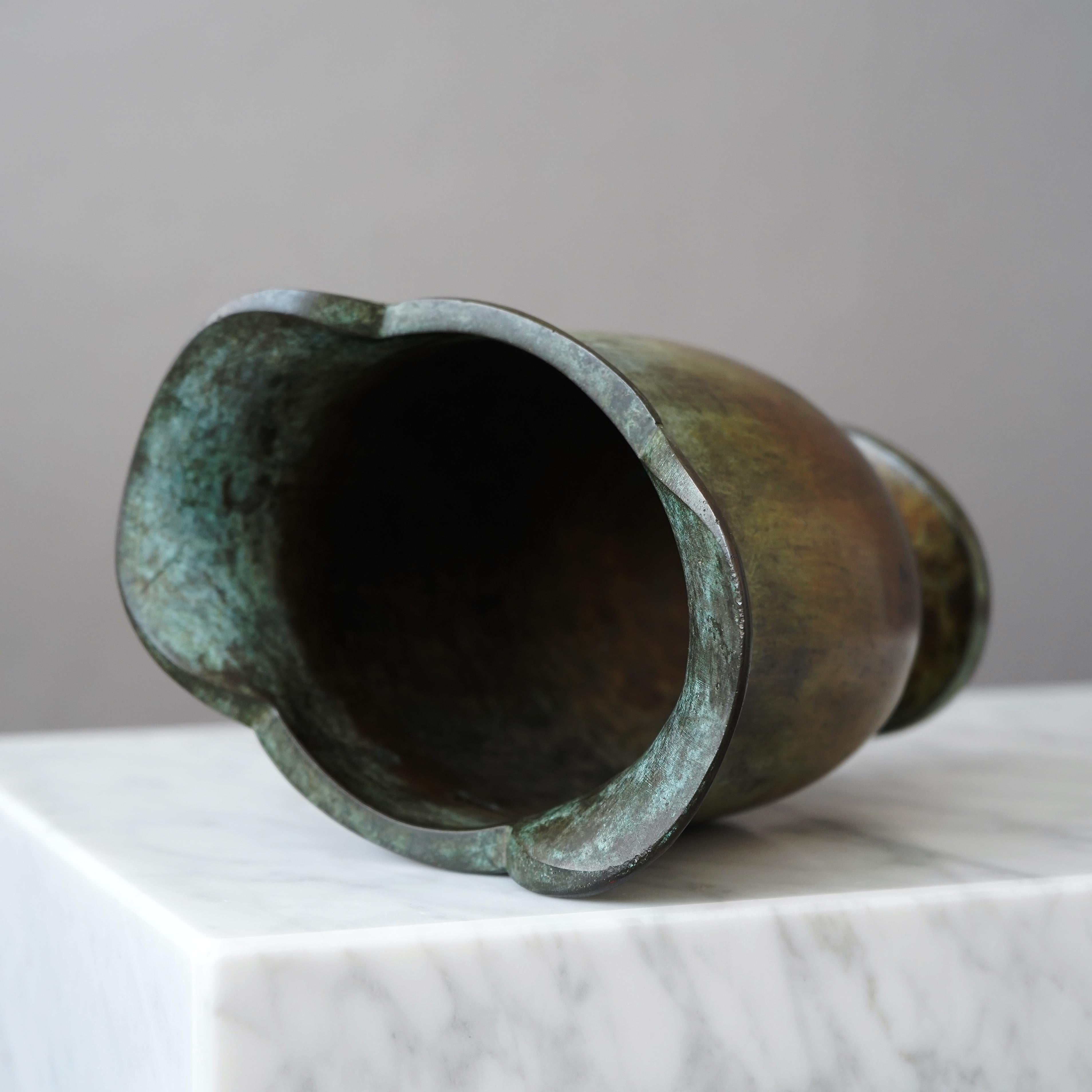 Cast Art Deco Bronze Vase by GAB Guldsmedsaktiebolaget, Sweden, 1930s For Sale