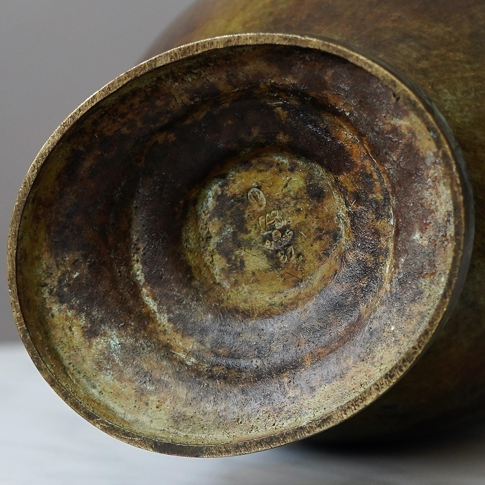 Vaso in bronzo Art Deco di GAB Guldsmedsaktiebolaget, Svezia, anni '30 In condizioni buone in vendita a Malmö, SE