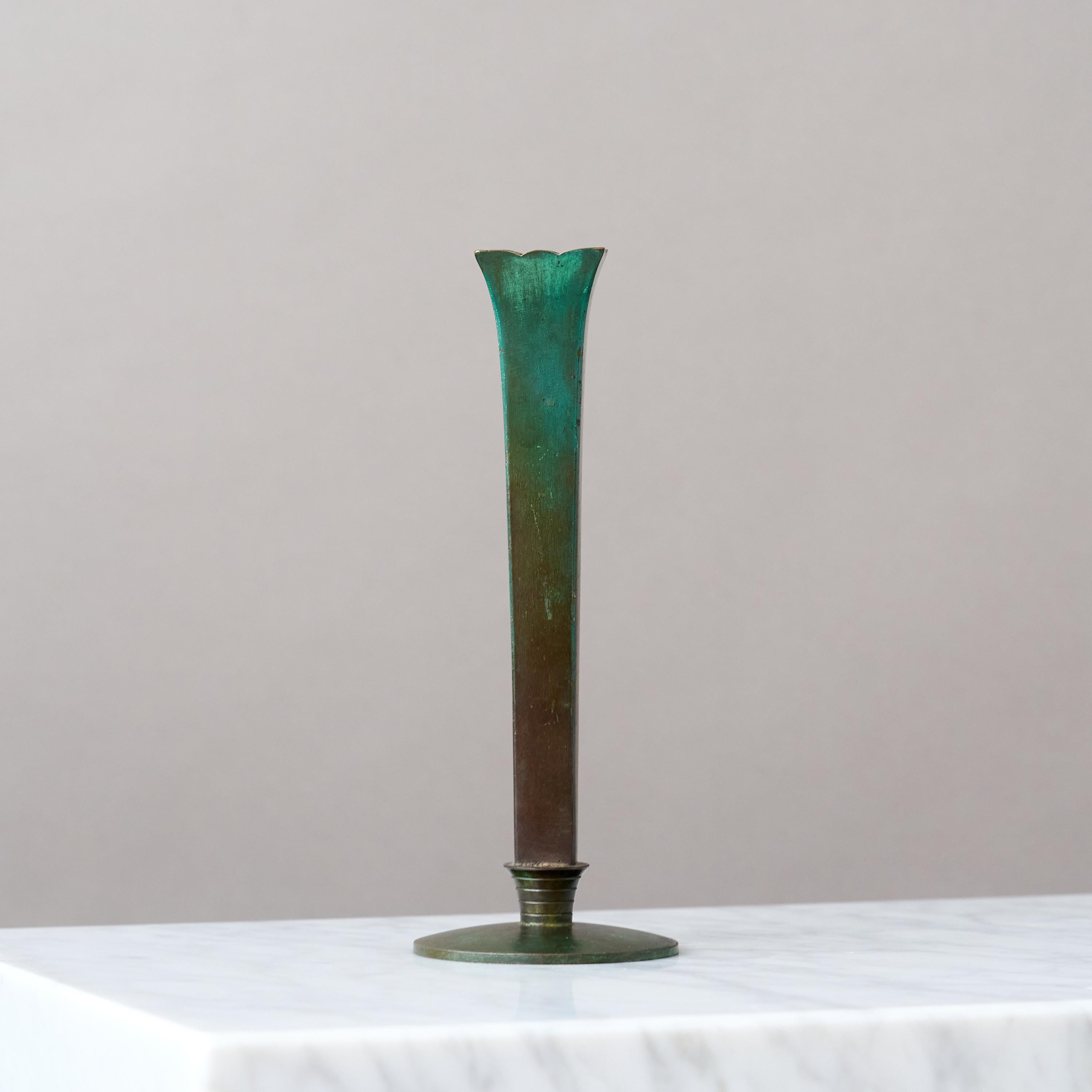 Art Deco Bronze Vase by GAB Guldsmedsaktiebolaget, Sweden, 1930s. en Bueno estado para la venta en Malmö, SE
