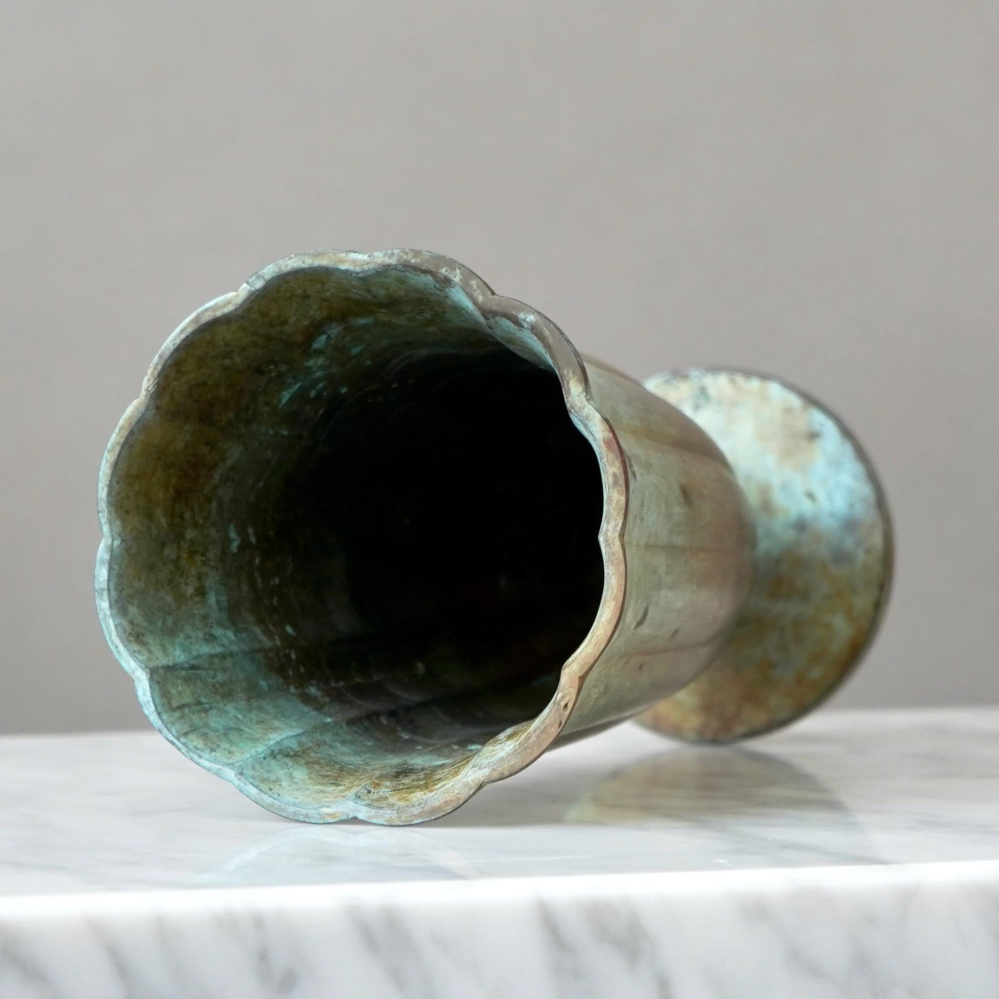 Vaso in bronzo Art Deco di GAB Guldsmedsaktiebolaget, Svezia, anni '30 in vendita 1