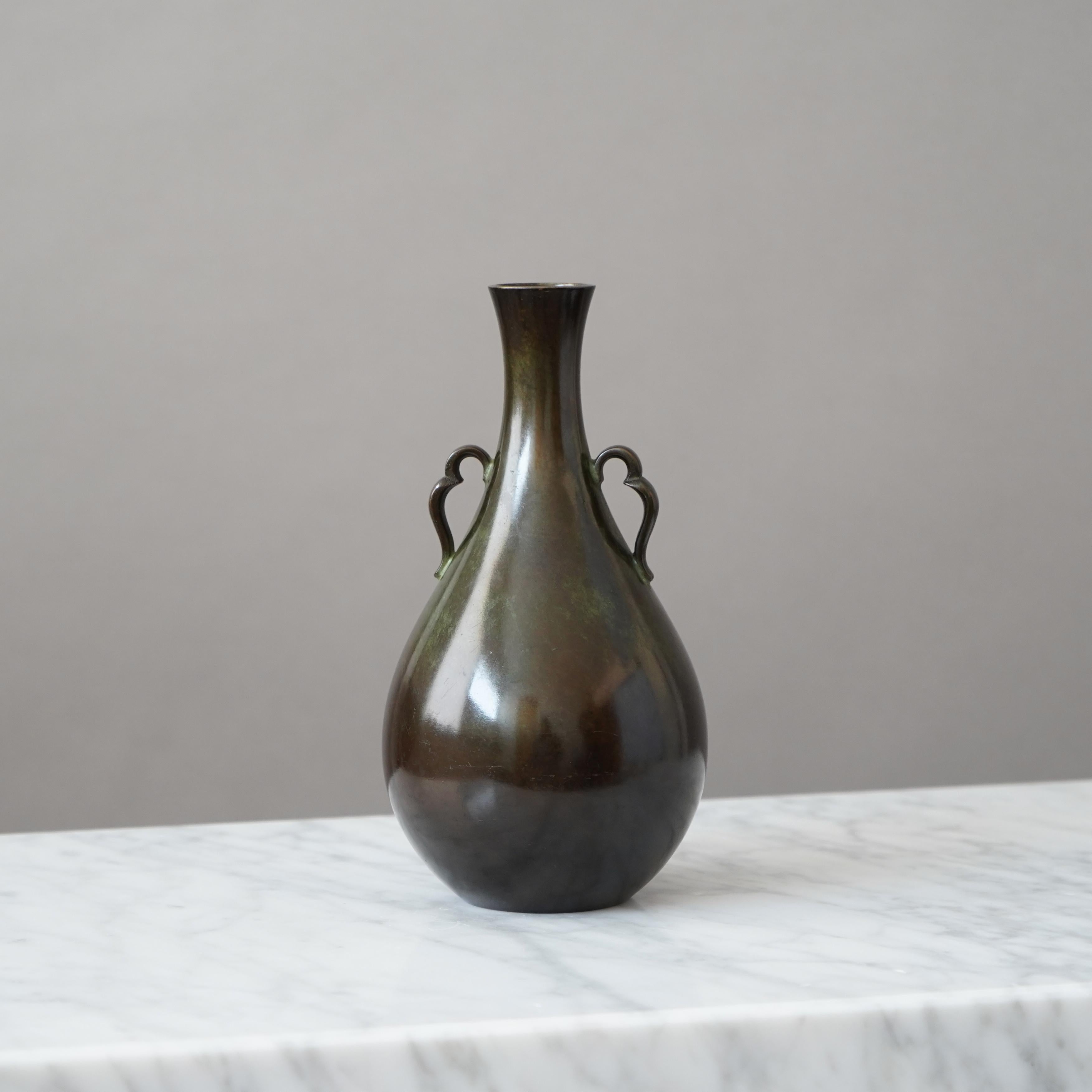 20ième siècle Art Deco Bronze Vase by Just Andersen, Denmark, 1930s en vente