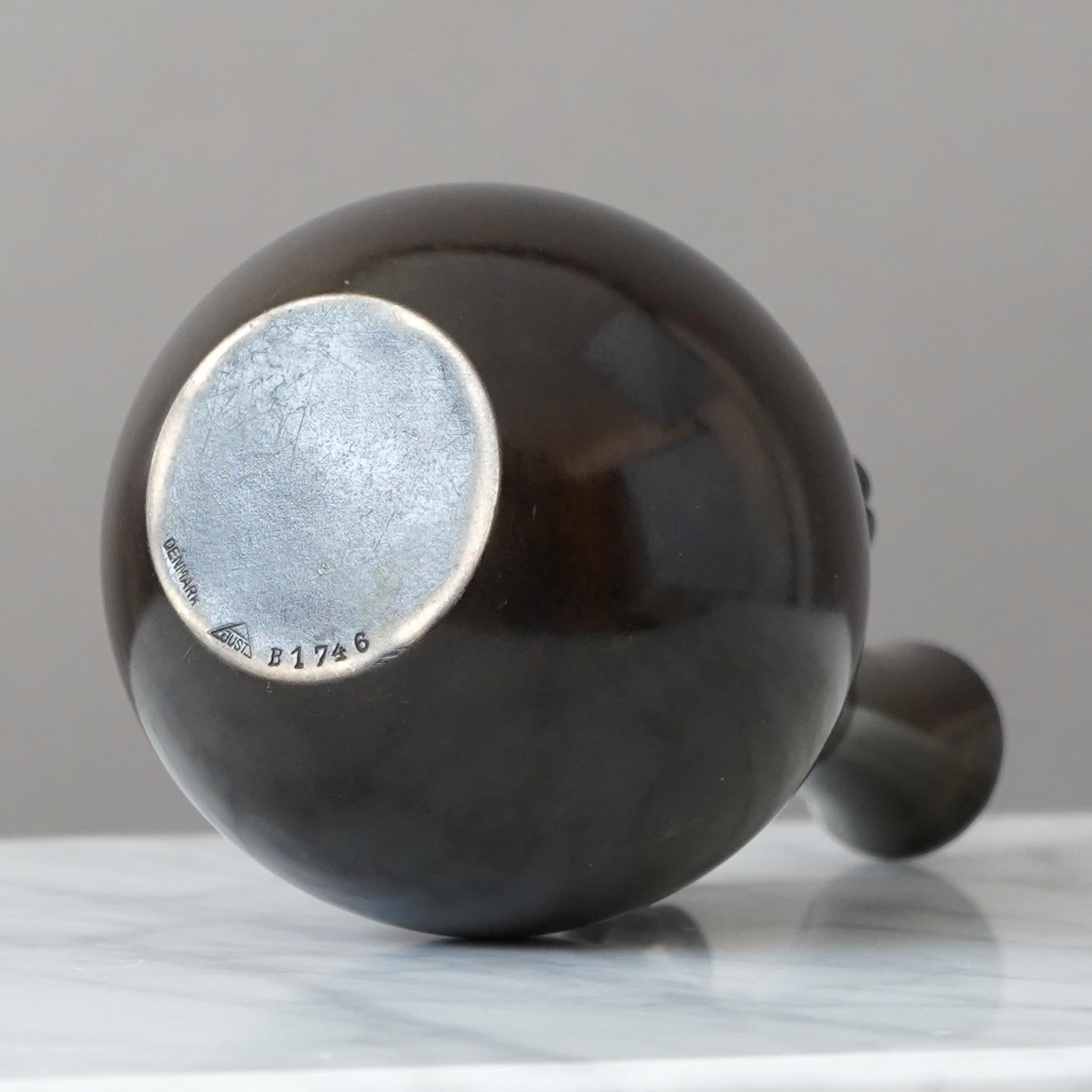 Art Deco Bronze Vase by Just Andersen, Denmark, 1930s en vente 1