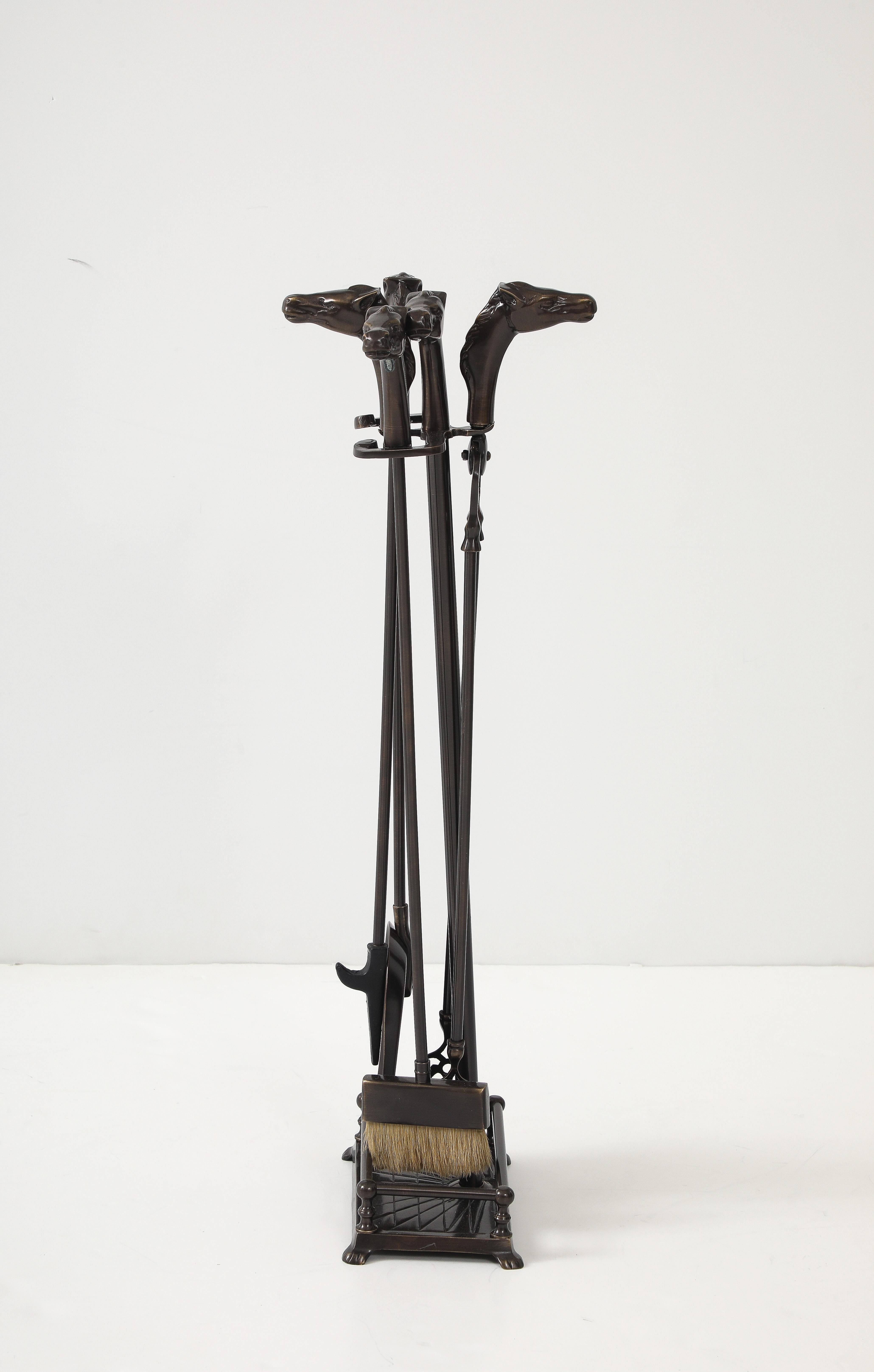 Cheval Art Déco Bronzé Outils de Cheminée Bon état - En vente à New York, NY