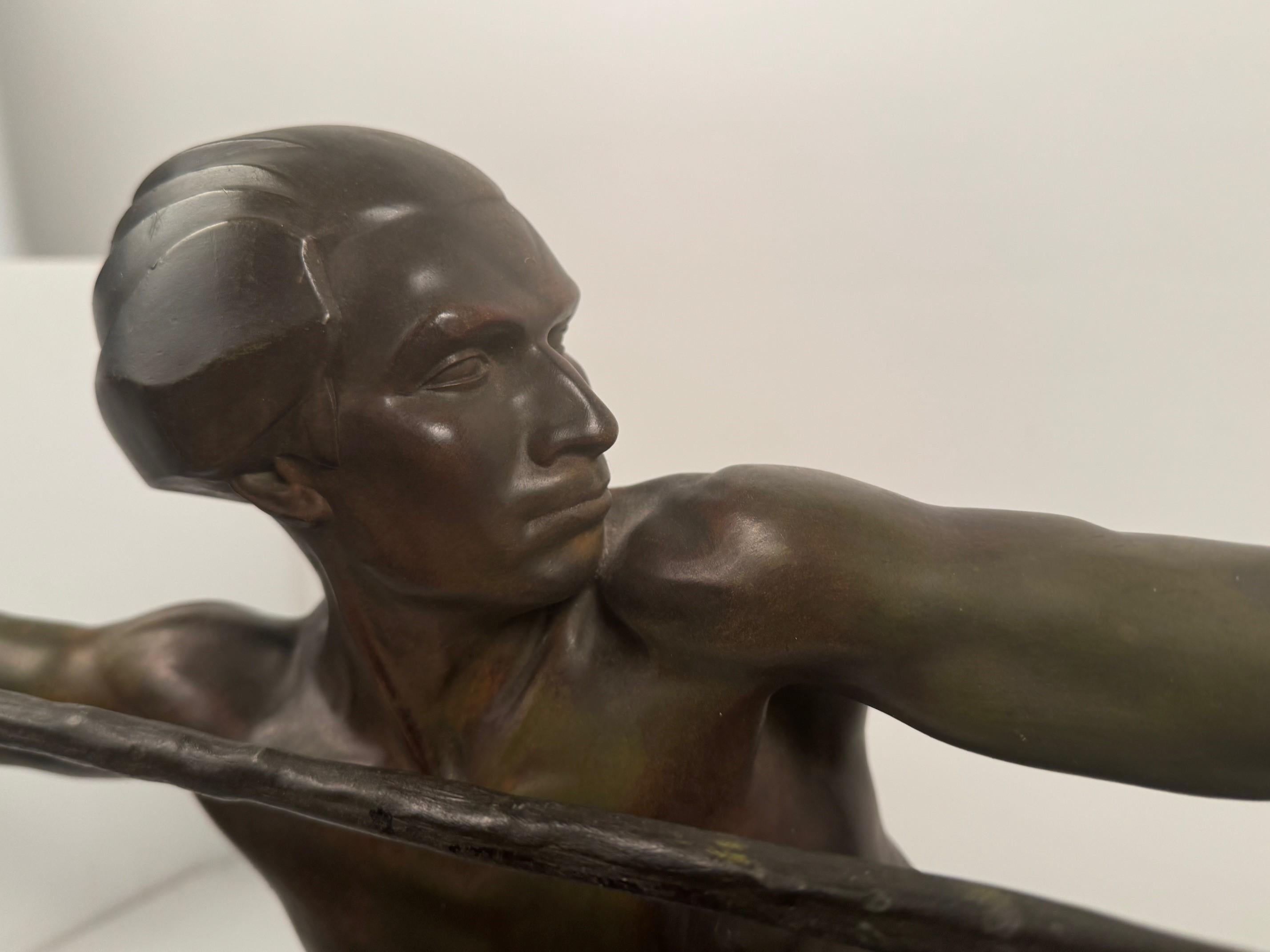 Francese Art Deco in metallo bronzato L'Ambuscade Max Le Verrier in vendita