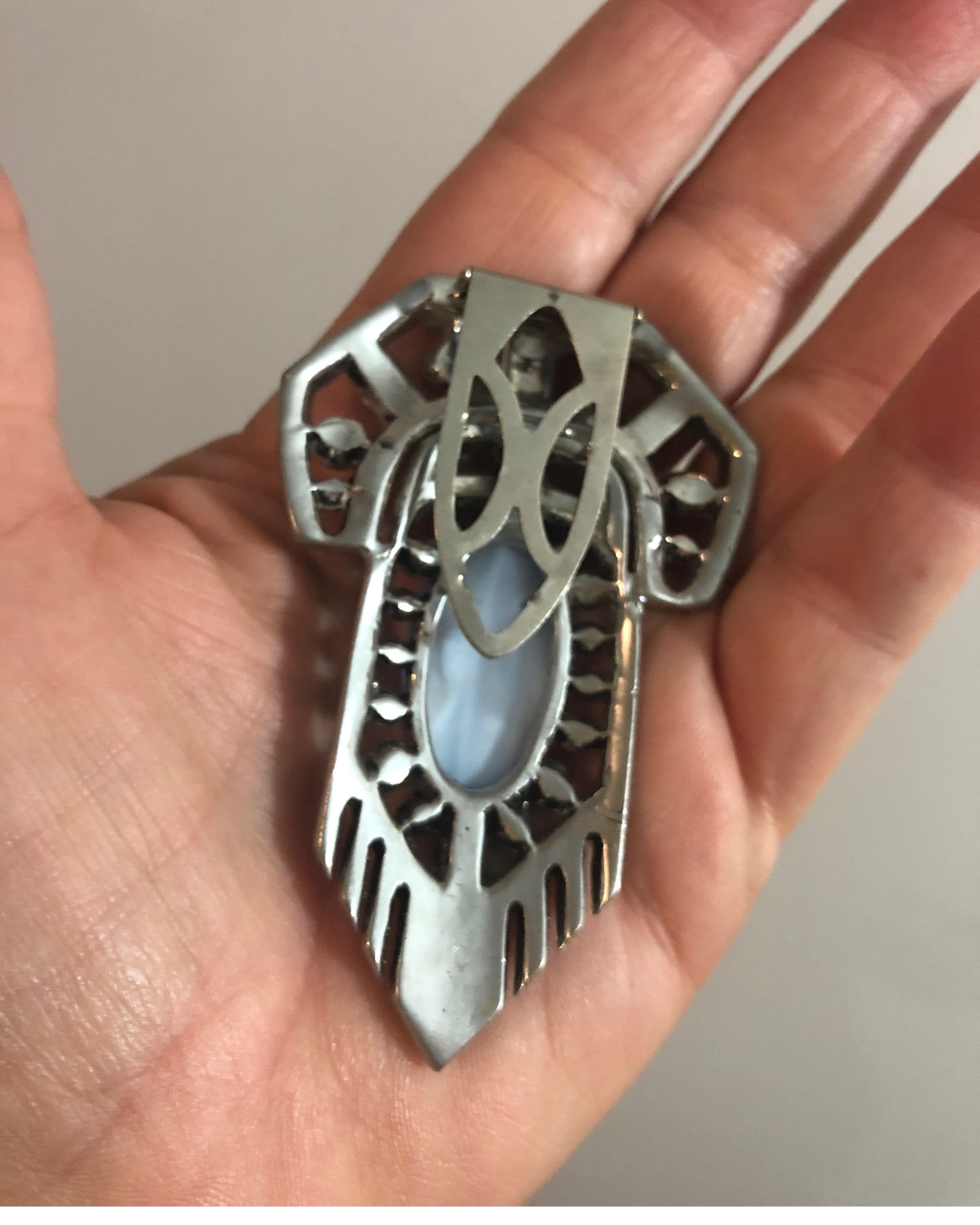 Spilla Art Deco Clip per cappotto con strass finto occhio di gatto Collana antica anni '20 in vendita 3