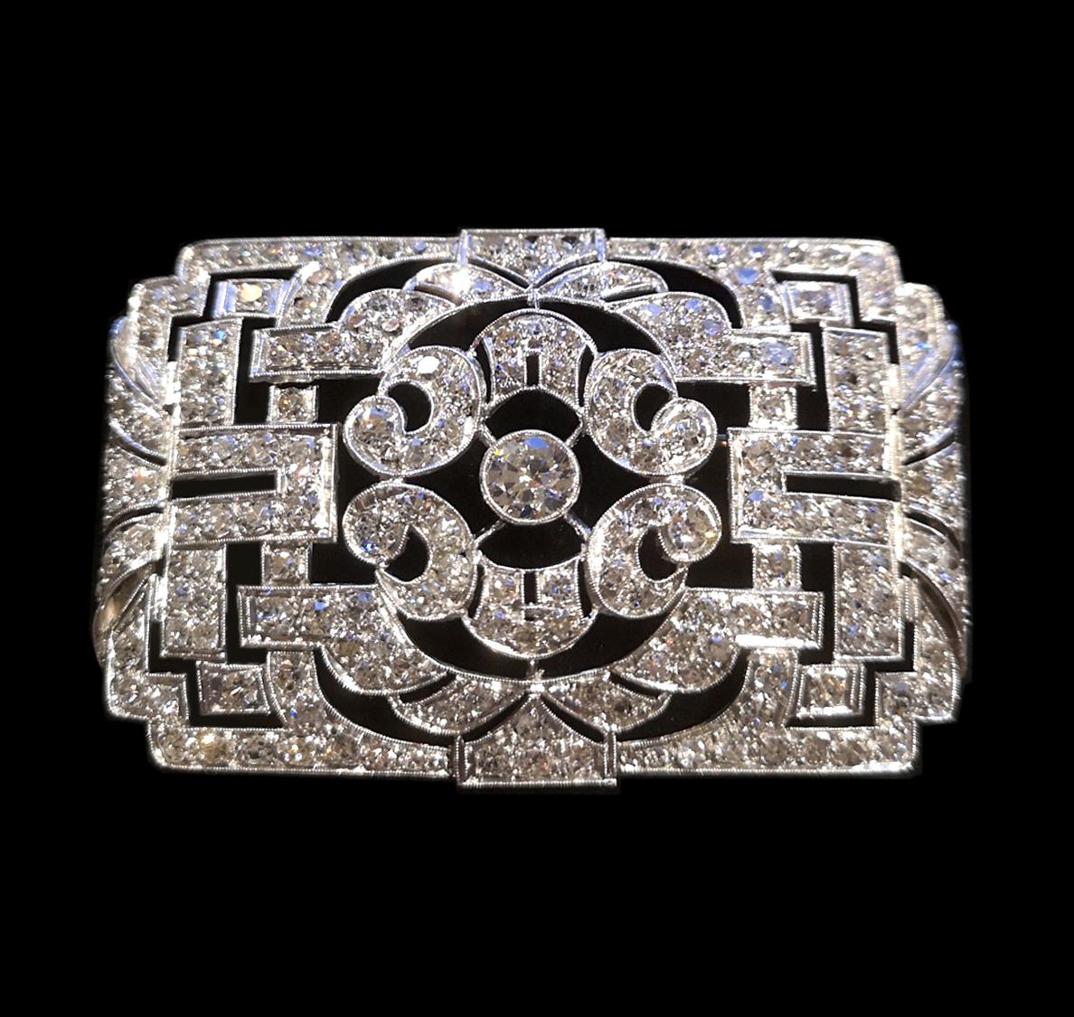 Art Déco Brooch, Platinum 950 With Diamonds Circa 7.5 Carat, Made ca 1930 For Sale 2