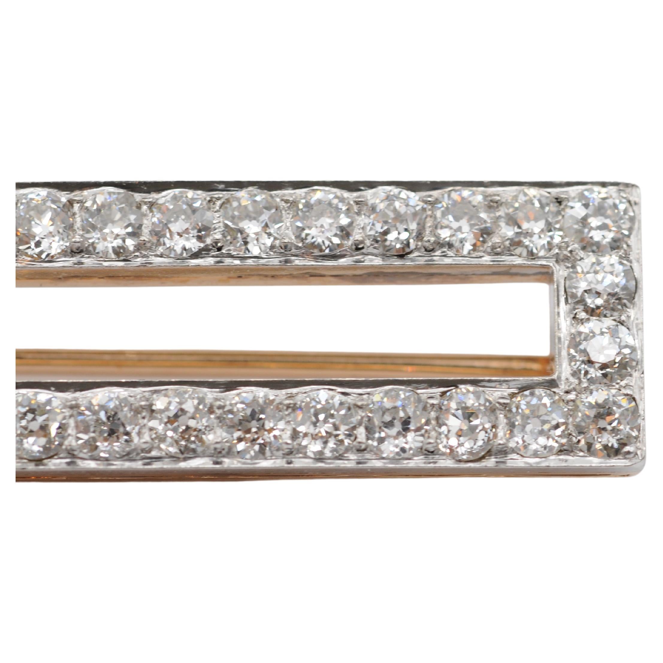 Art Deco brooch with diamonds stunning in 18k rosegold/whitegold For Sale 2