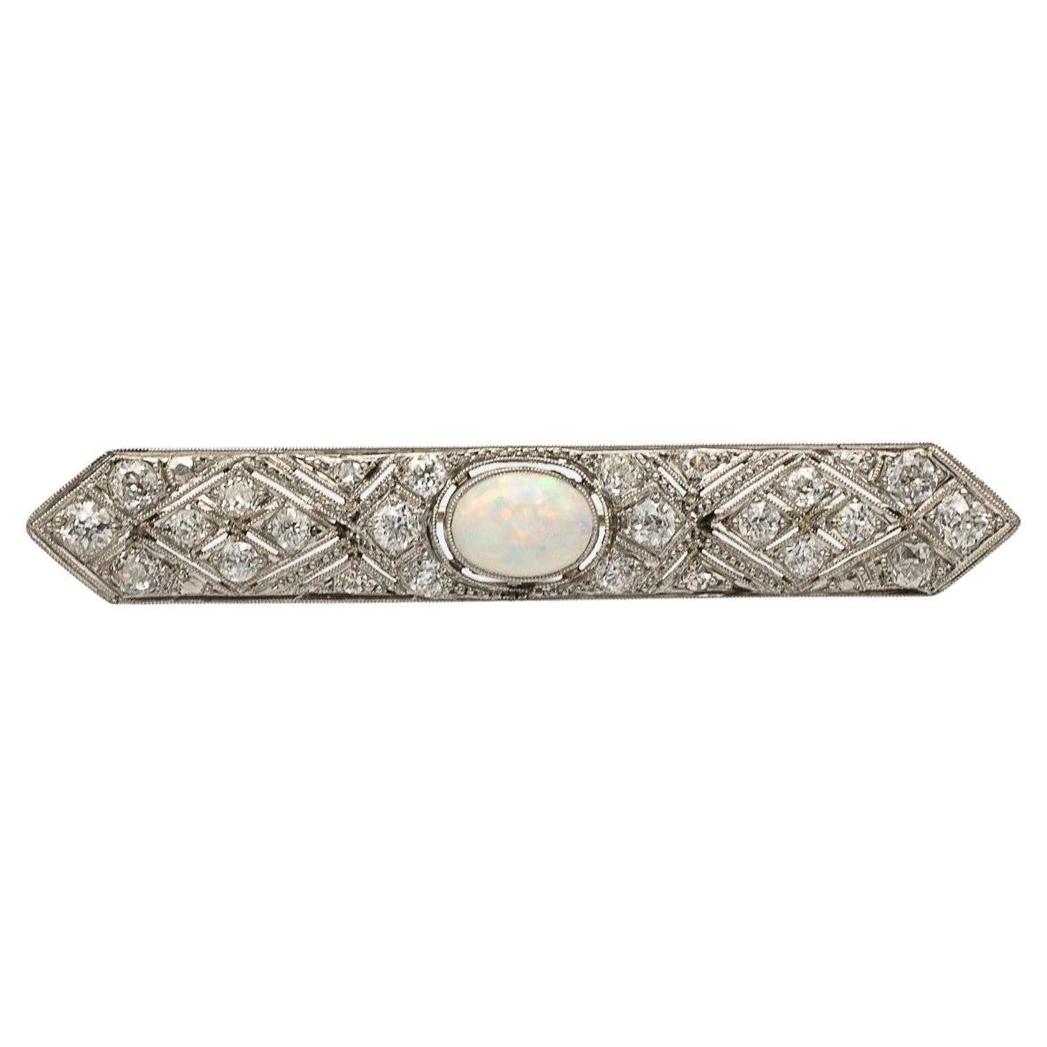 Art Deco Brooch with Opal and Old European diamonds 1.50ct