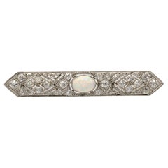 Art Deco Brooch with Opal and Old European diamonds 1.50ct