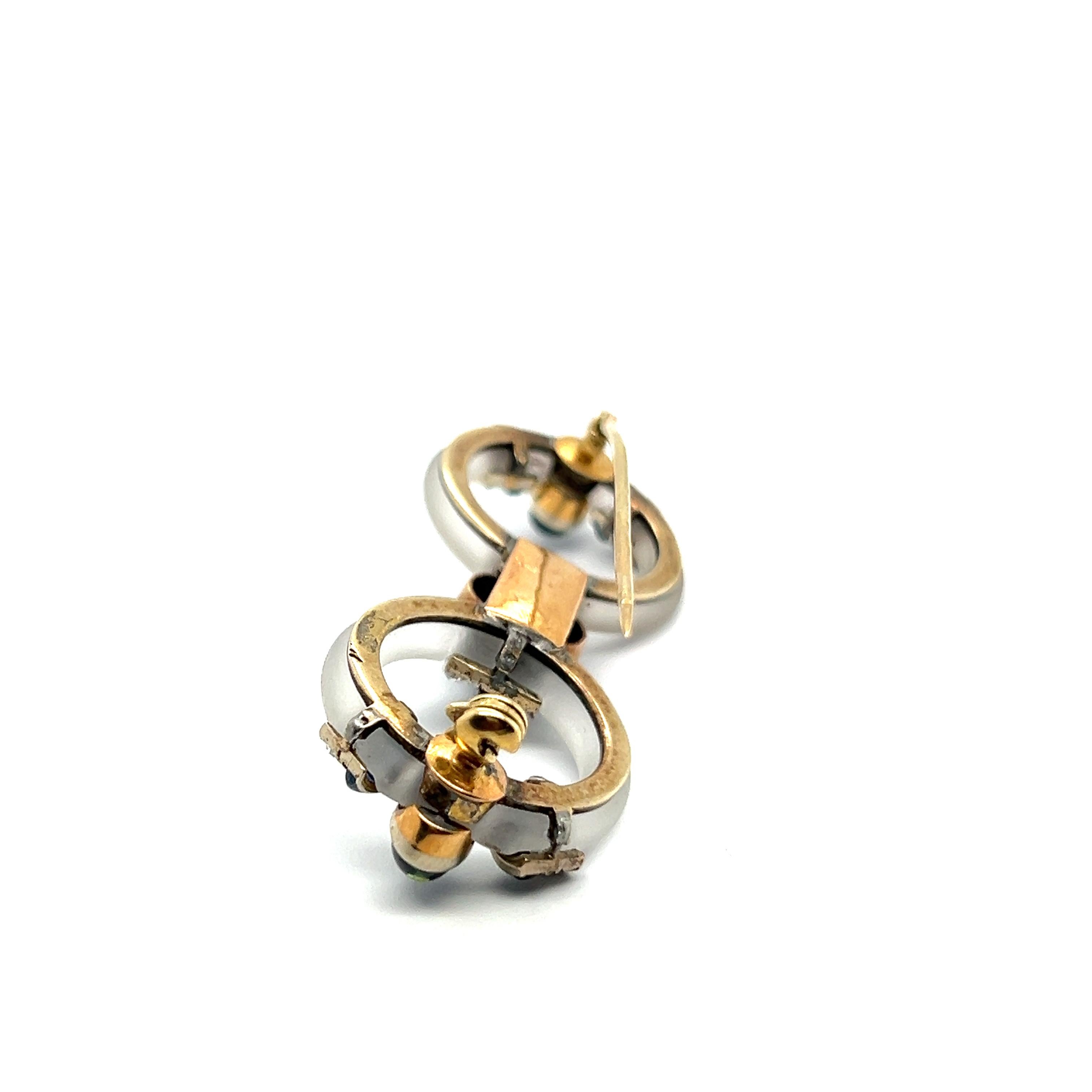 Art Deco Brooch with Rock Crystal, Diamonds and Sapphires in 14K Yellow Gold In Good Condition For Sale In Lucerne, CH