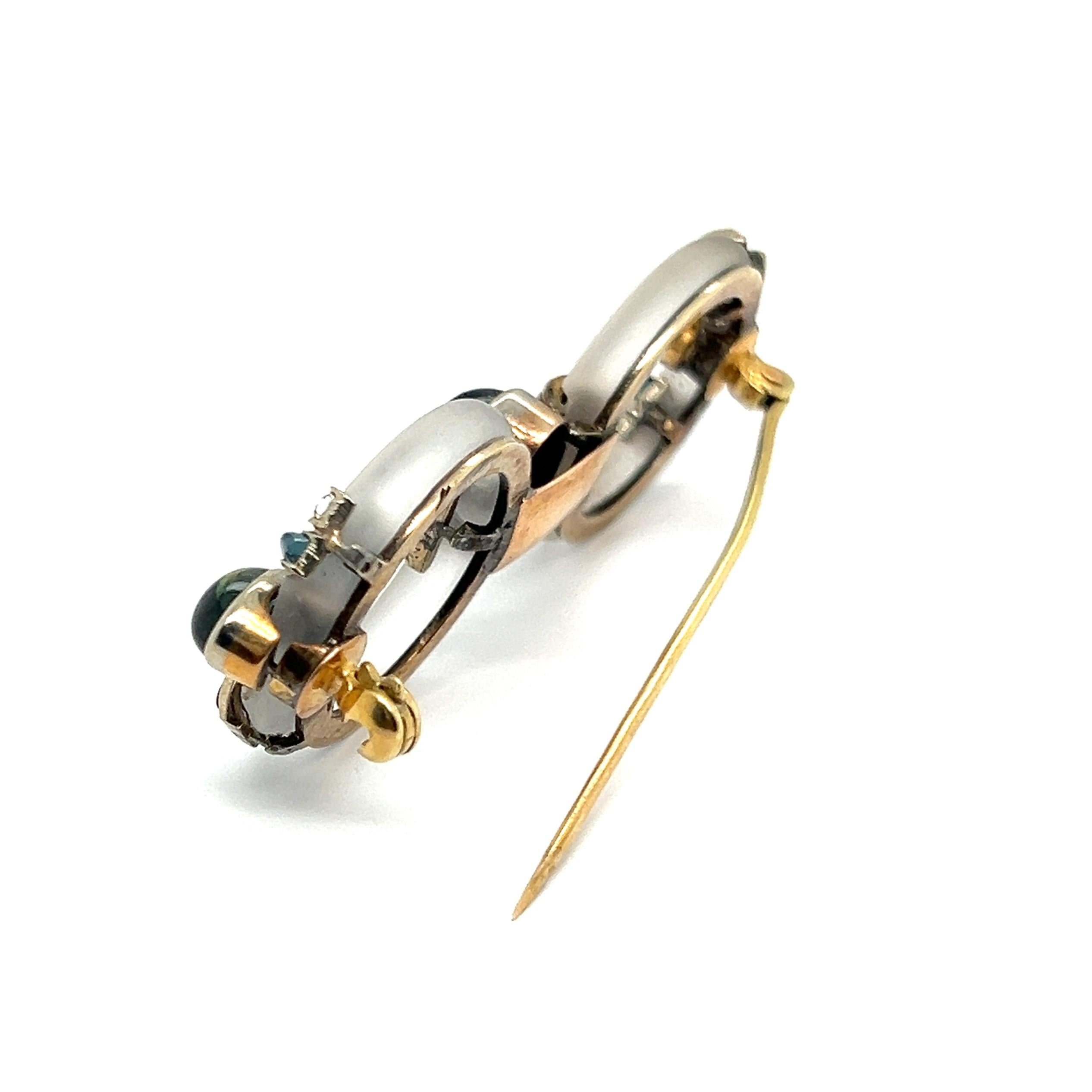 Art Deco Brooch with Rock Crystal, Diamonds and Sapphires in 14K Yellow Gold For Sale 3
