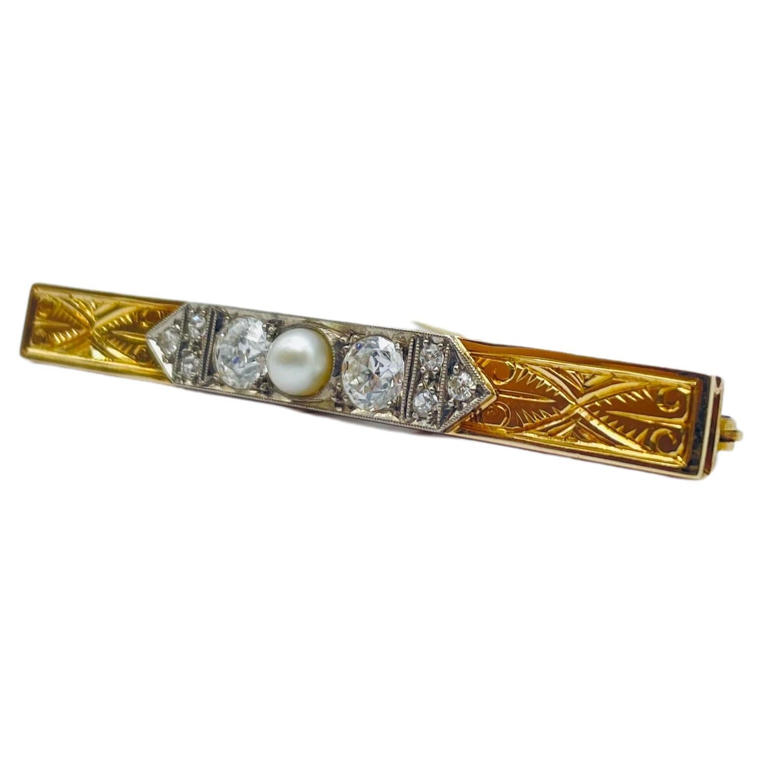 Art deco Brooche with diamond and pearl in 14k bicolor  For Sale 1