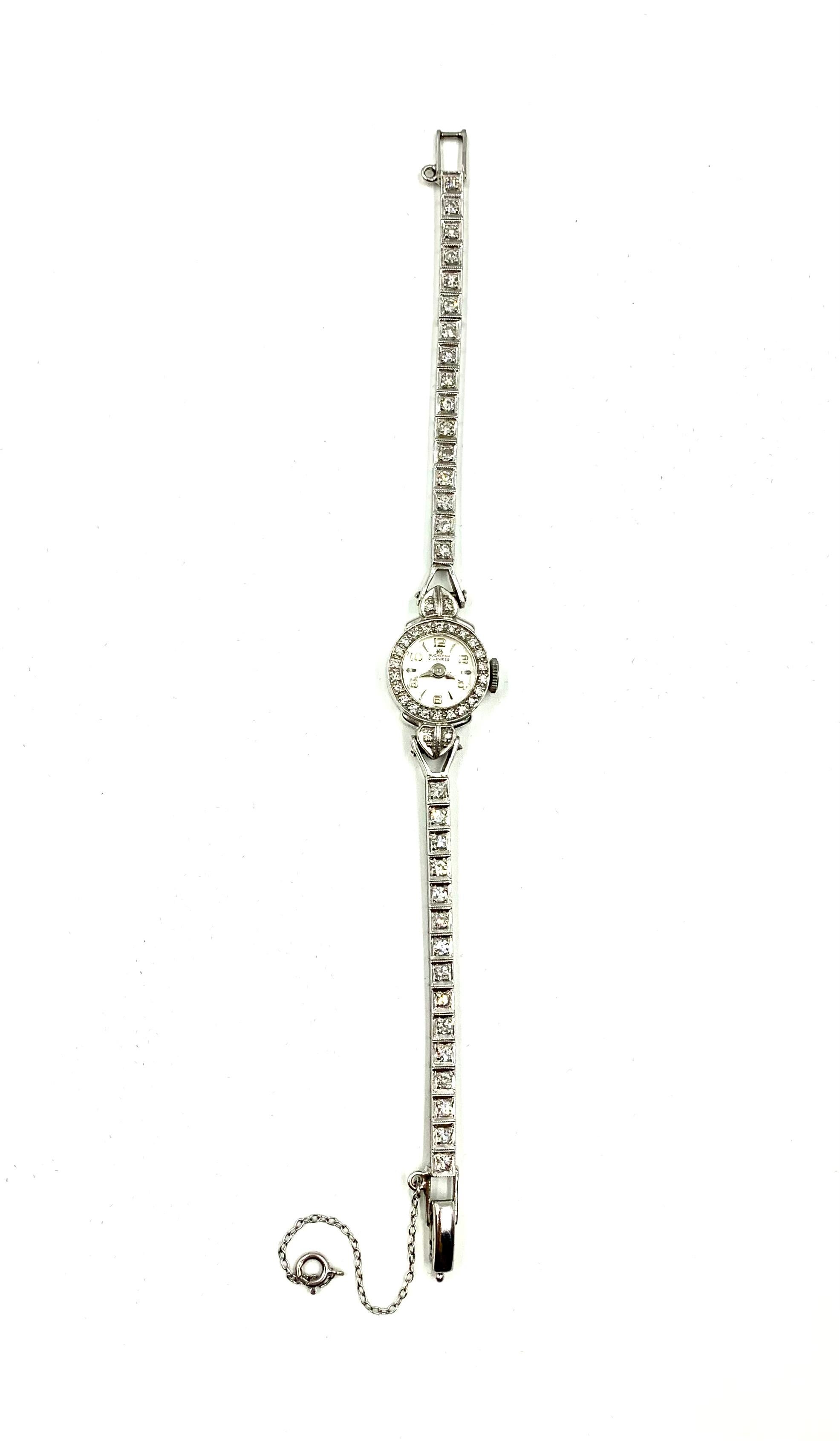 Art Deco Bucherer Diamant-Platin-Armbanduhr aus 14 Karat Weißgold im Angebot 2
