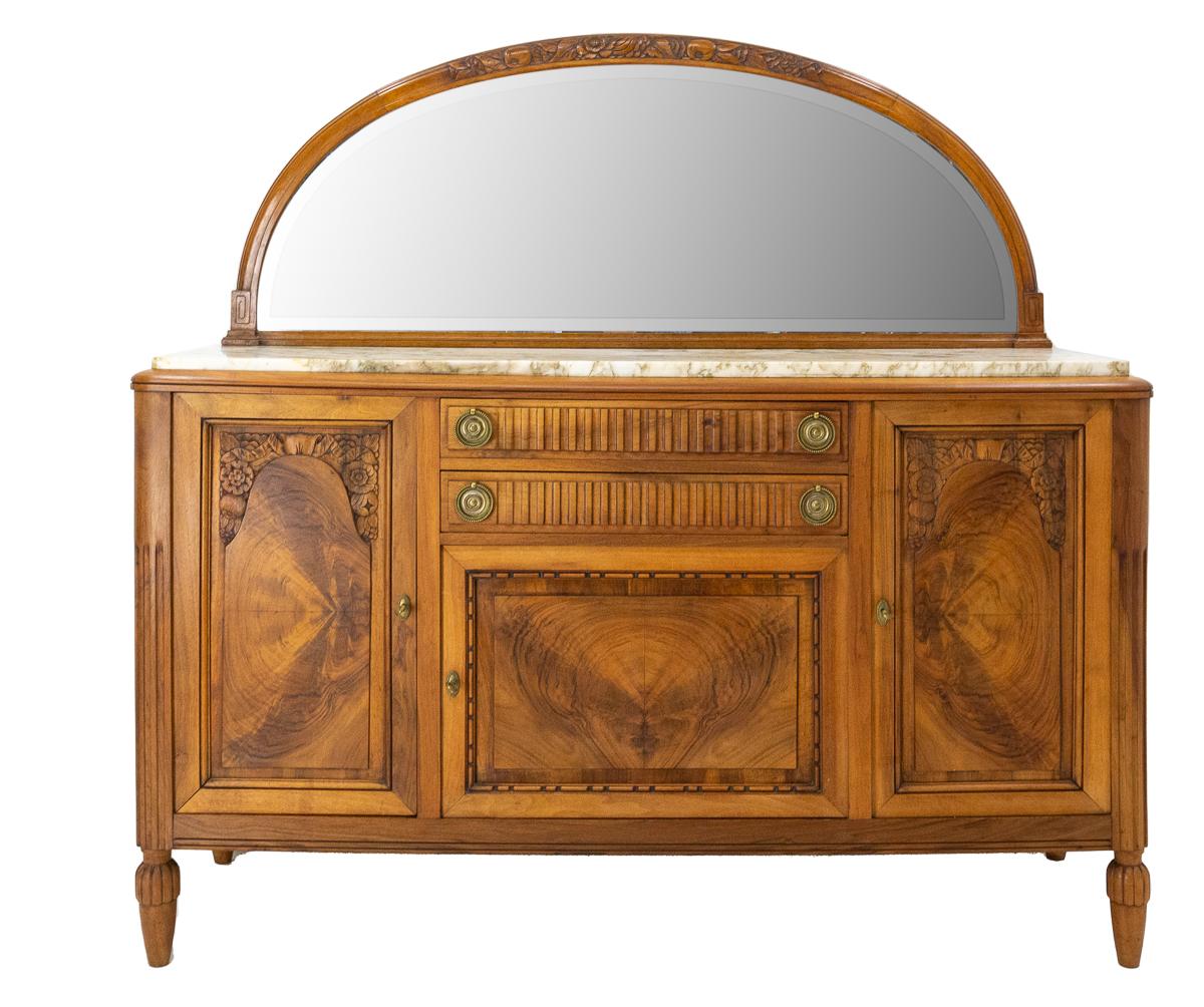 Cabinet Art Deco, French, circa 1930
Two drawers and three doors
Height dimension of the buffet without the mirror: 39.37 in. (100 cm)
Marble, walnut and brass
Very nice flowers carved finish
Good condition

Shipping:
 