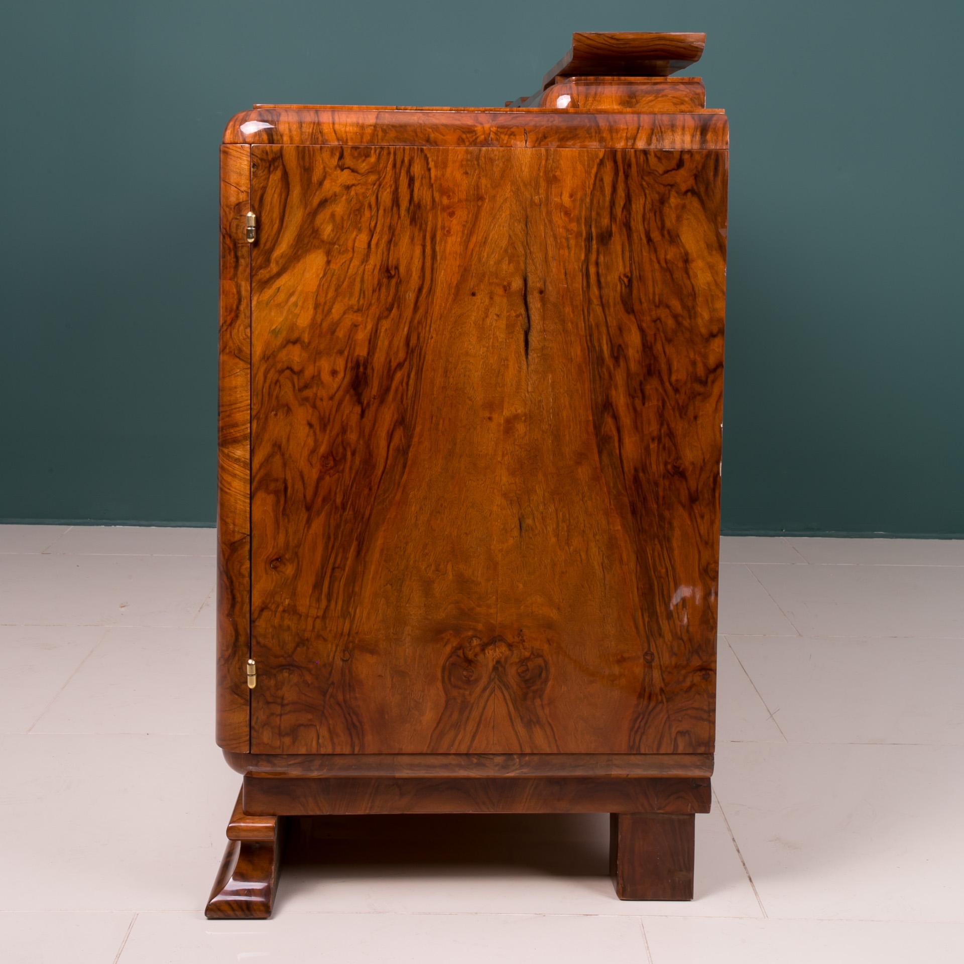 Art Deco Buffet in Walnut Veneer, Poland, 20th Century 3