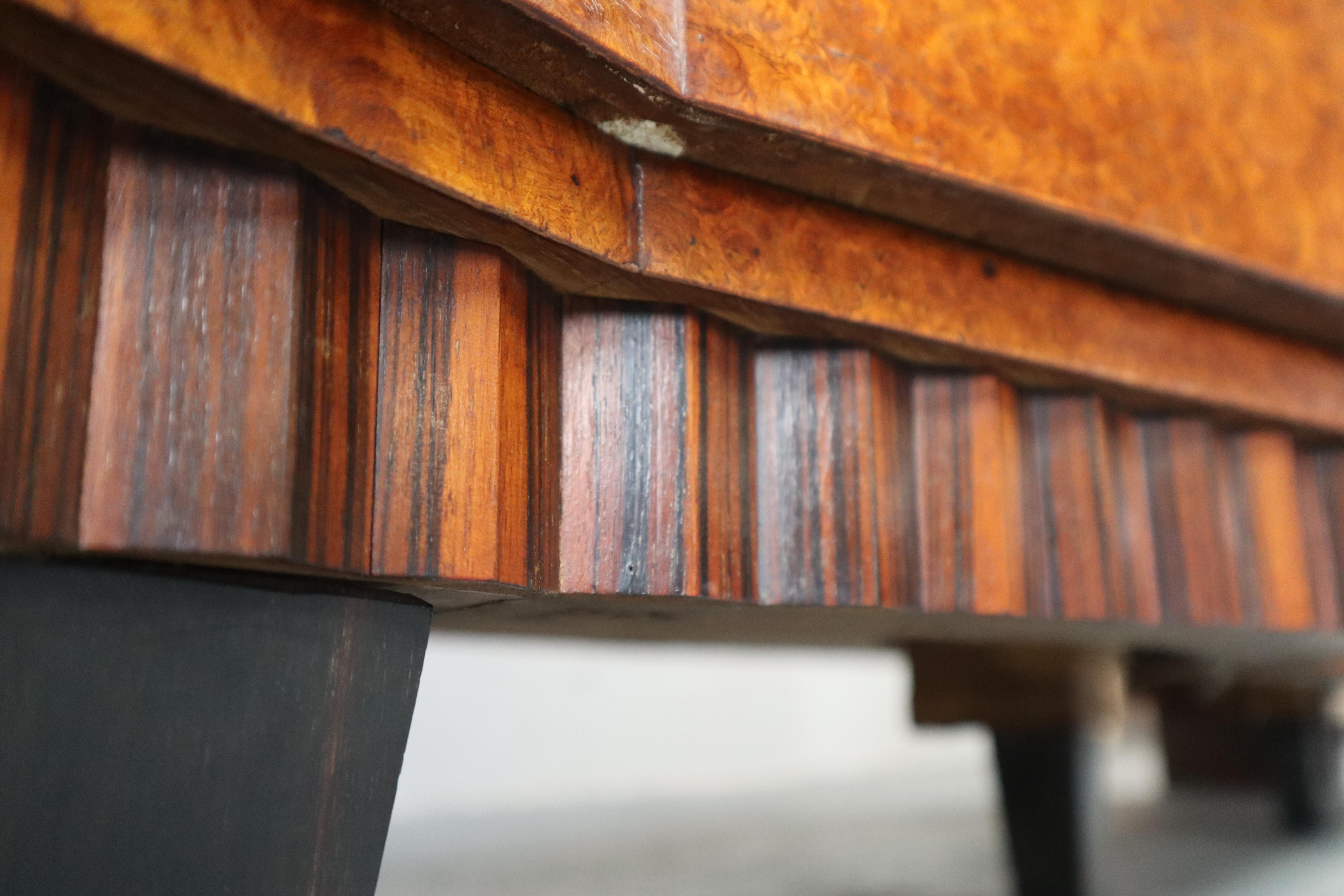 Buffet Art Déco, ebano Macassar e radica di noce, 1920-1930 In condizioni buone in vendita a Langemark-Poelkapelle, BE