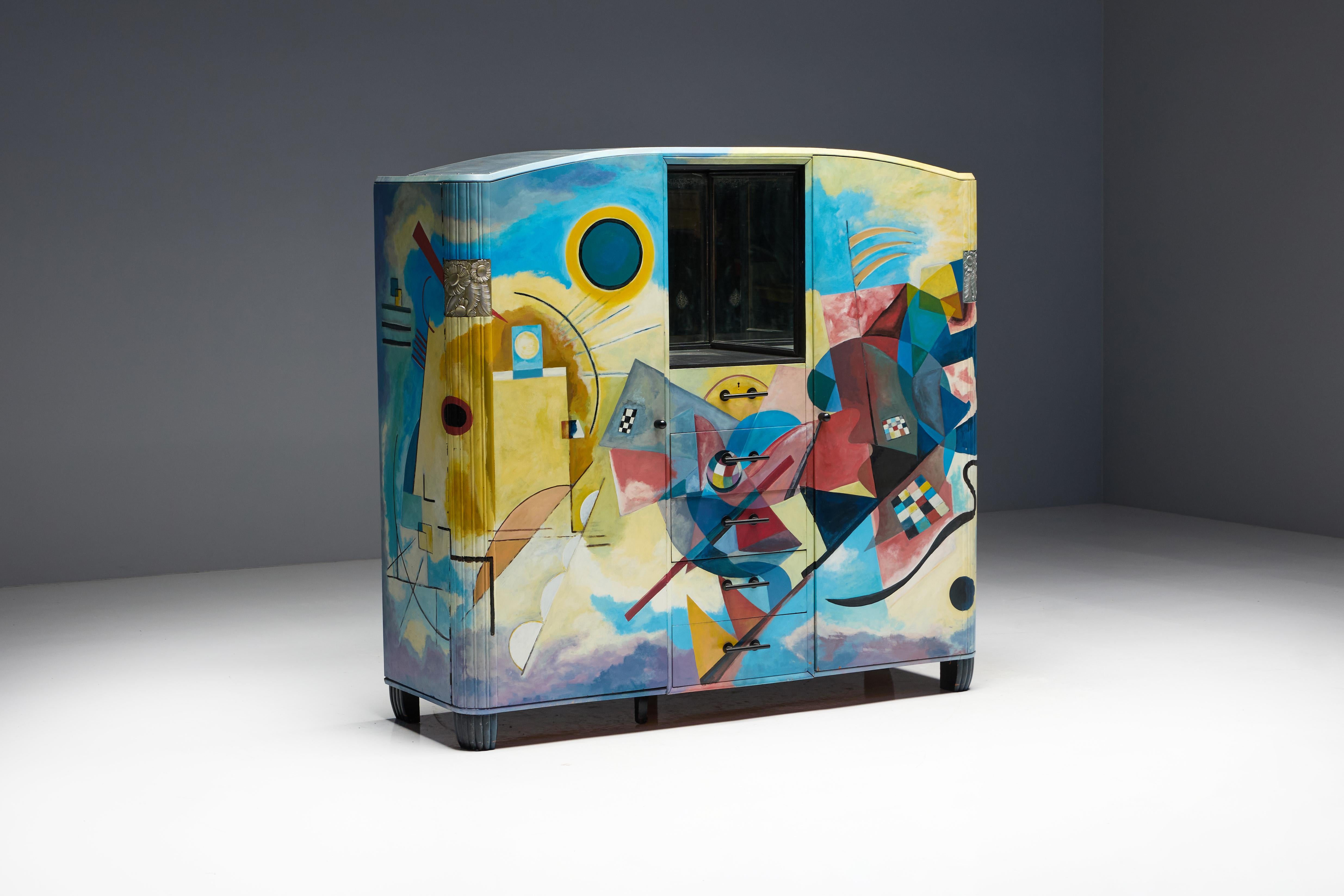 Buffet Art Déco dipinto nello stile di Kandinsky, Belgio, anni '80 In condizioni buone in vendita a Antwerp, BE