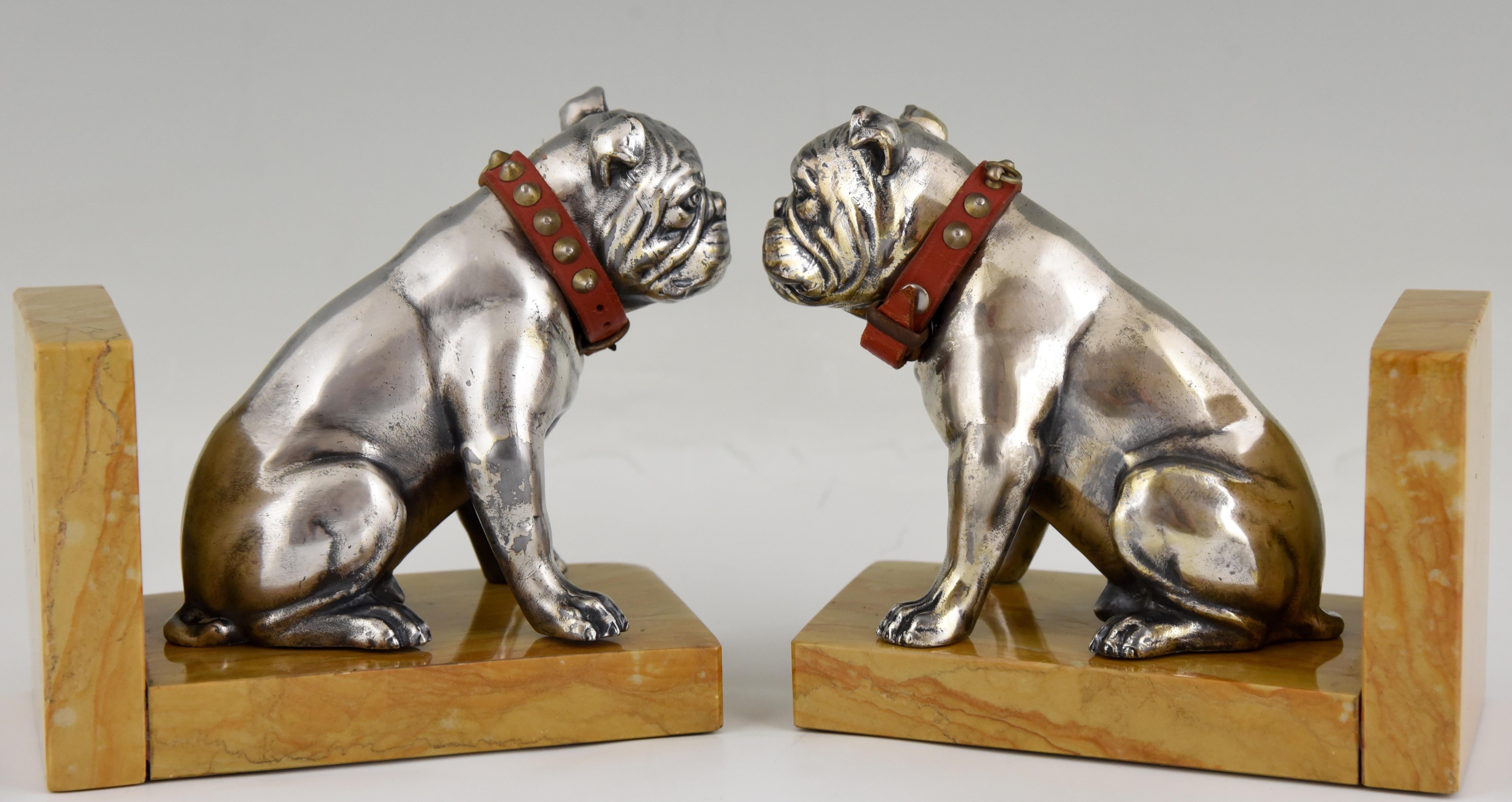 Art Deco bulldog bookends Franjou France 1930 In Good Condition In Antwerp, BE