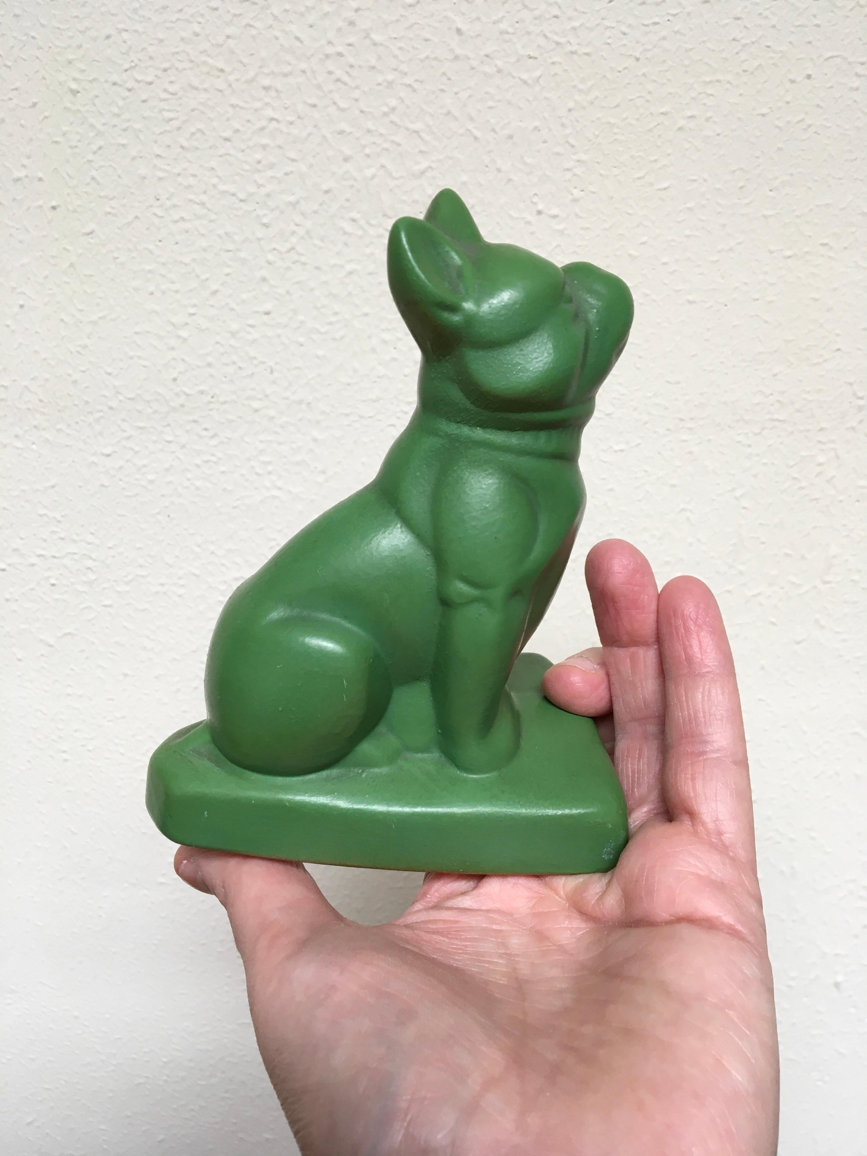 Art Deco Bulldog Bookends, Green Pottery In Good Condition In Antwerp, BE