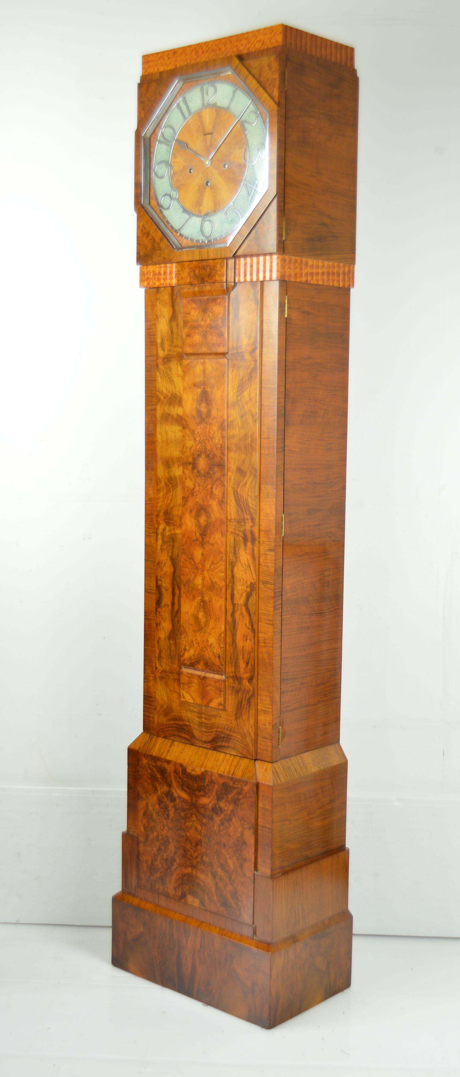 Art Deco Burl Walnut and Shagreen Clock Cocktail Cabinet, English, 1925 ...