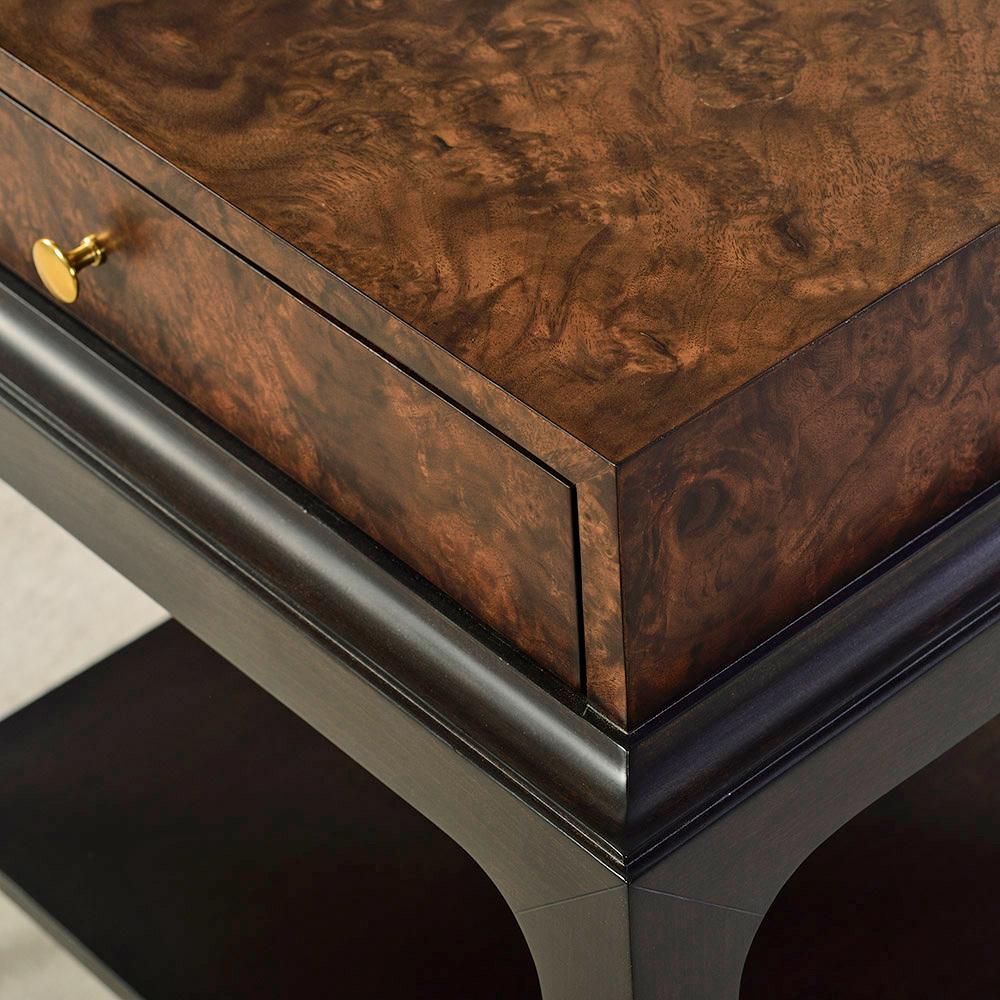 Table d'appoint Art Déco en ronce de noyer en vente 2