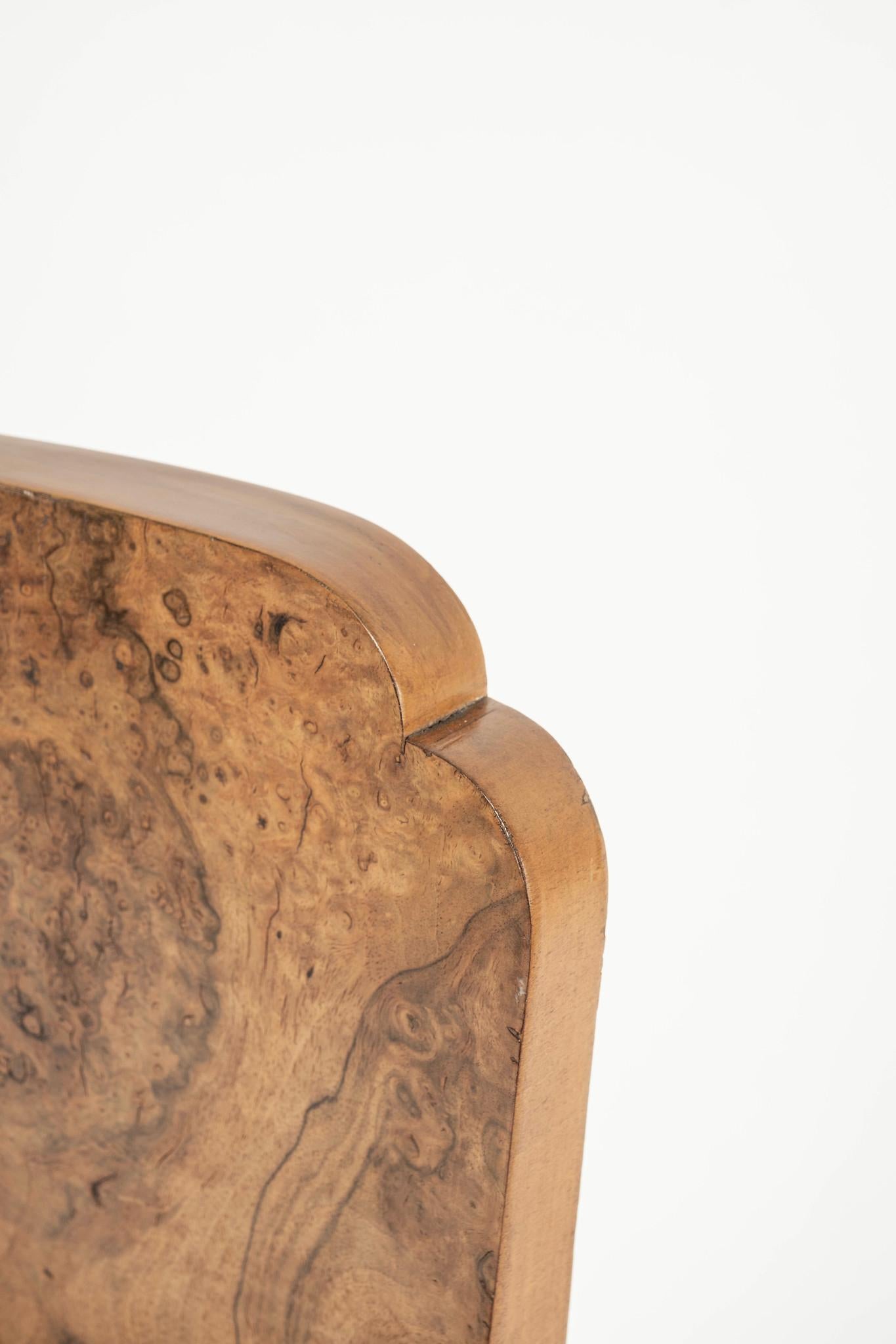 20ième siècle Chaise Art Déco en bois de bourgogne en vente