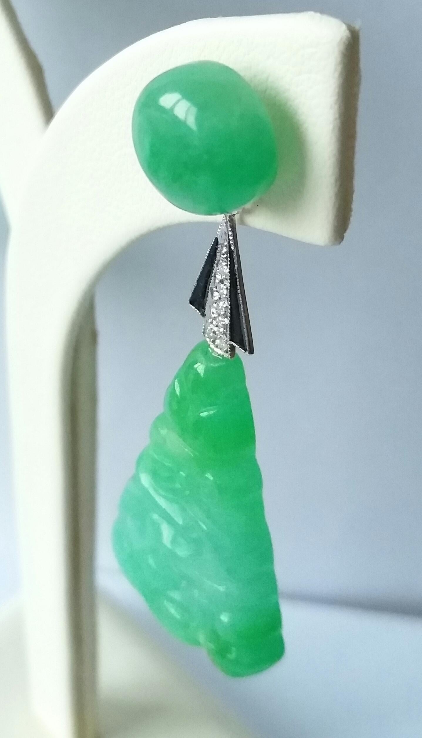 Art Deco Stil Burma Jade Gold Vollschliff Runde Diamanten Schwarz Emaille Ohrringe (Art déco) im Angebot