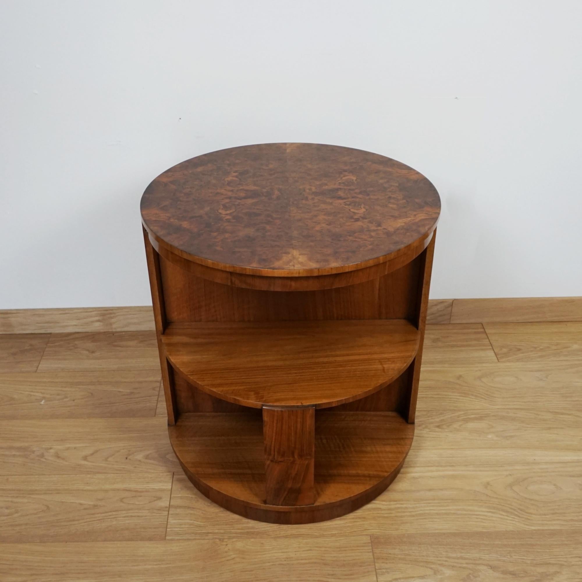 Art Deco Burr and Figured Walnut Library Table (20. Jahrhundert) im Angebot