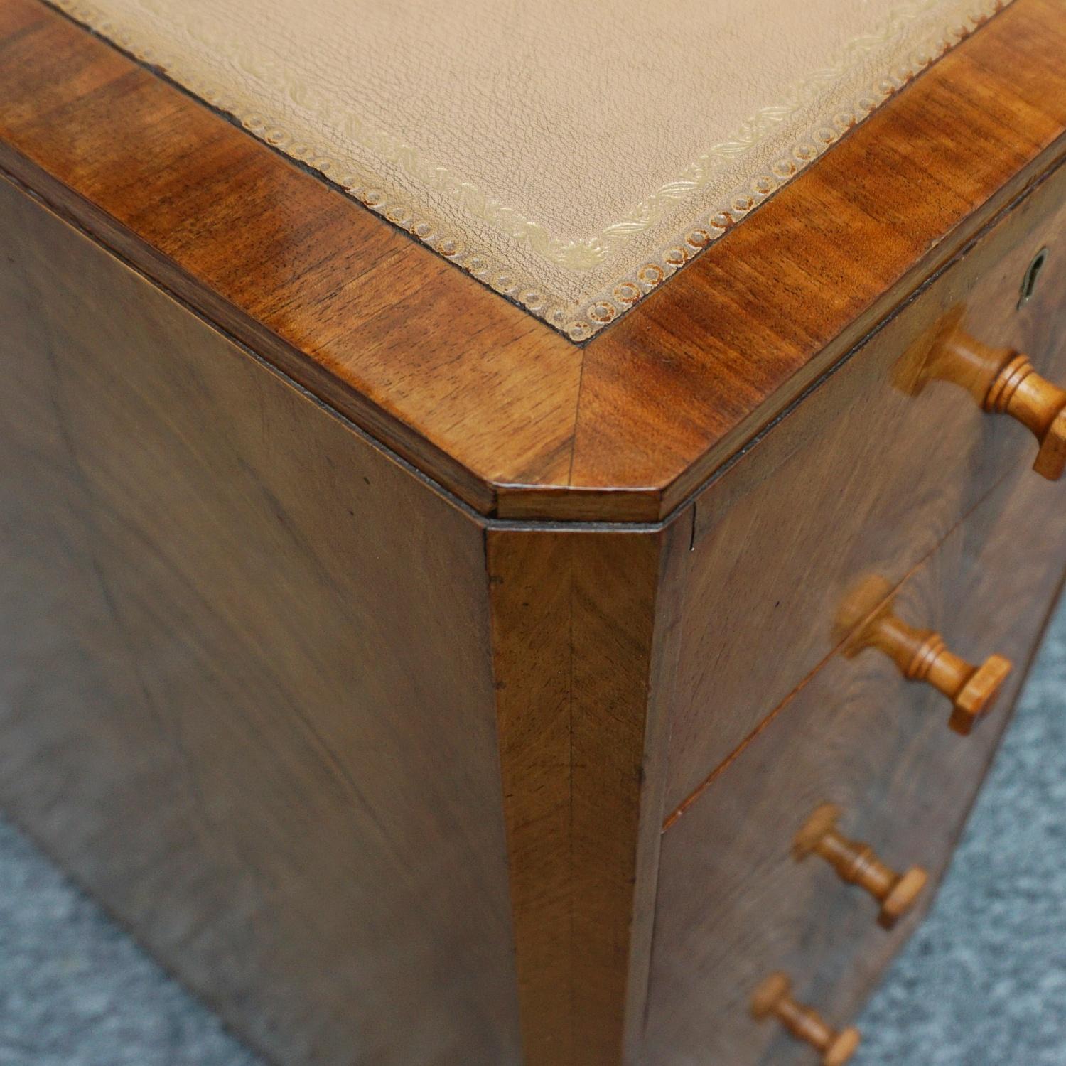 Art Deco Burr Walnut and Figured Walnut Writing Desk English, Circa 1935 3