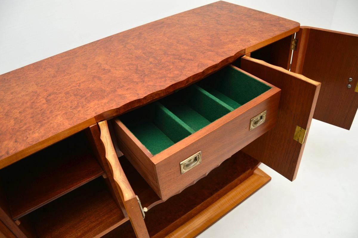 Art Deco Burr Walnut and Sycamore Sideboard In Good Condition For Sale In London, GB