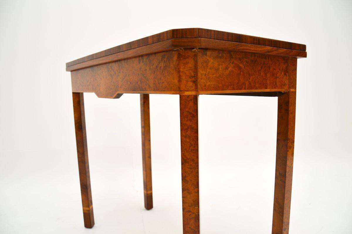 Mesa consola Art Decó de nogal con rebabas en venta 6
