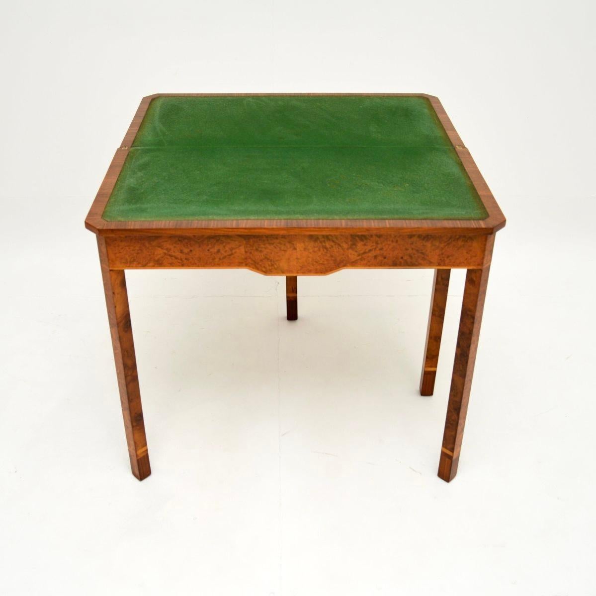 Mesa consola Art Decó de nogal con rebabas en Bueno estado para la venta en London, GB