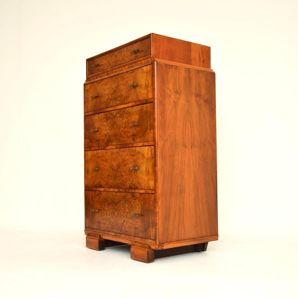 Art Deco Burr Walnut Chest of Drawers For Sale 1
