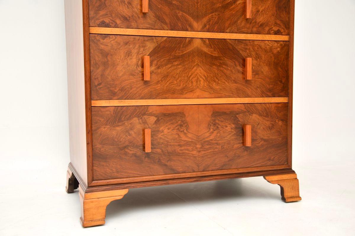 Art Deco Burr Walnut Chest of Drawers in vendita 2