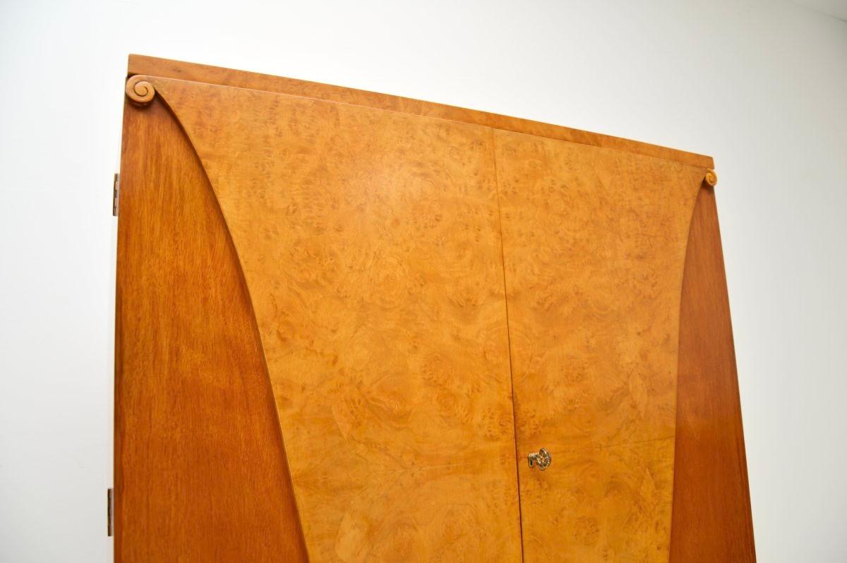 Mueble Cocktail Art Decó de nogal de Hille en venta 4