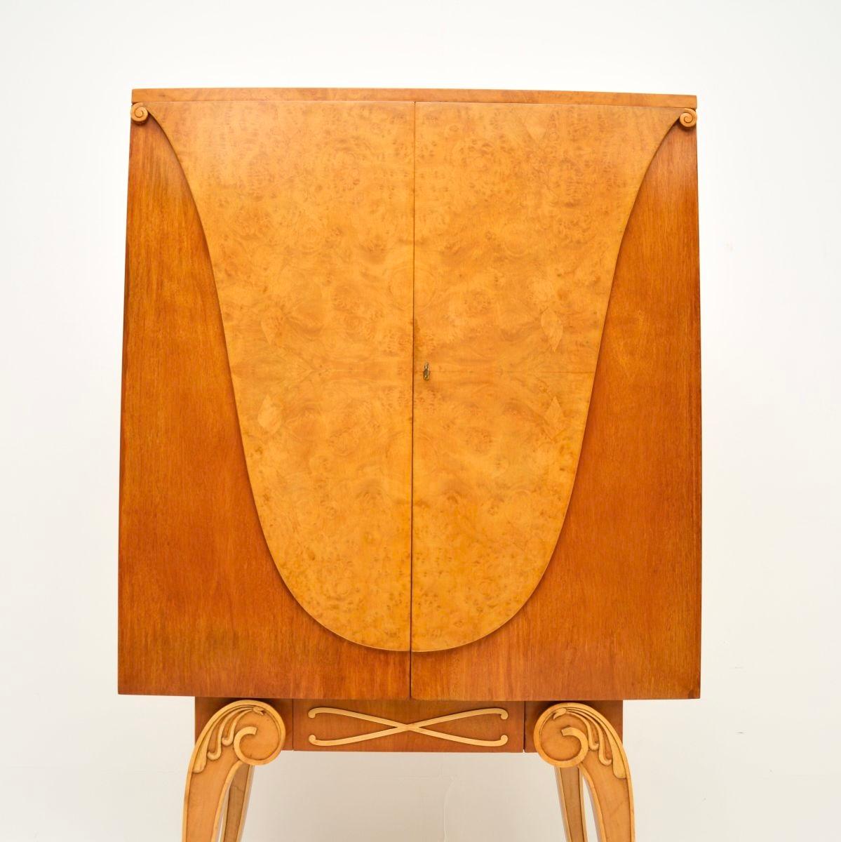 Mueble Cocktail Art Decó de nogal de Hille en venta 2
