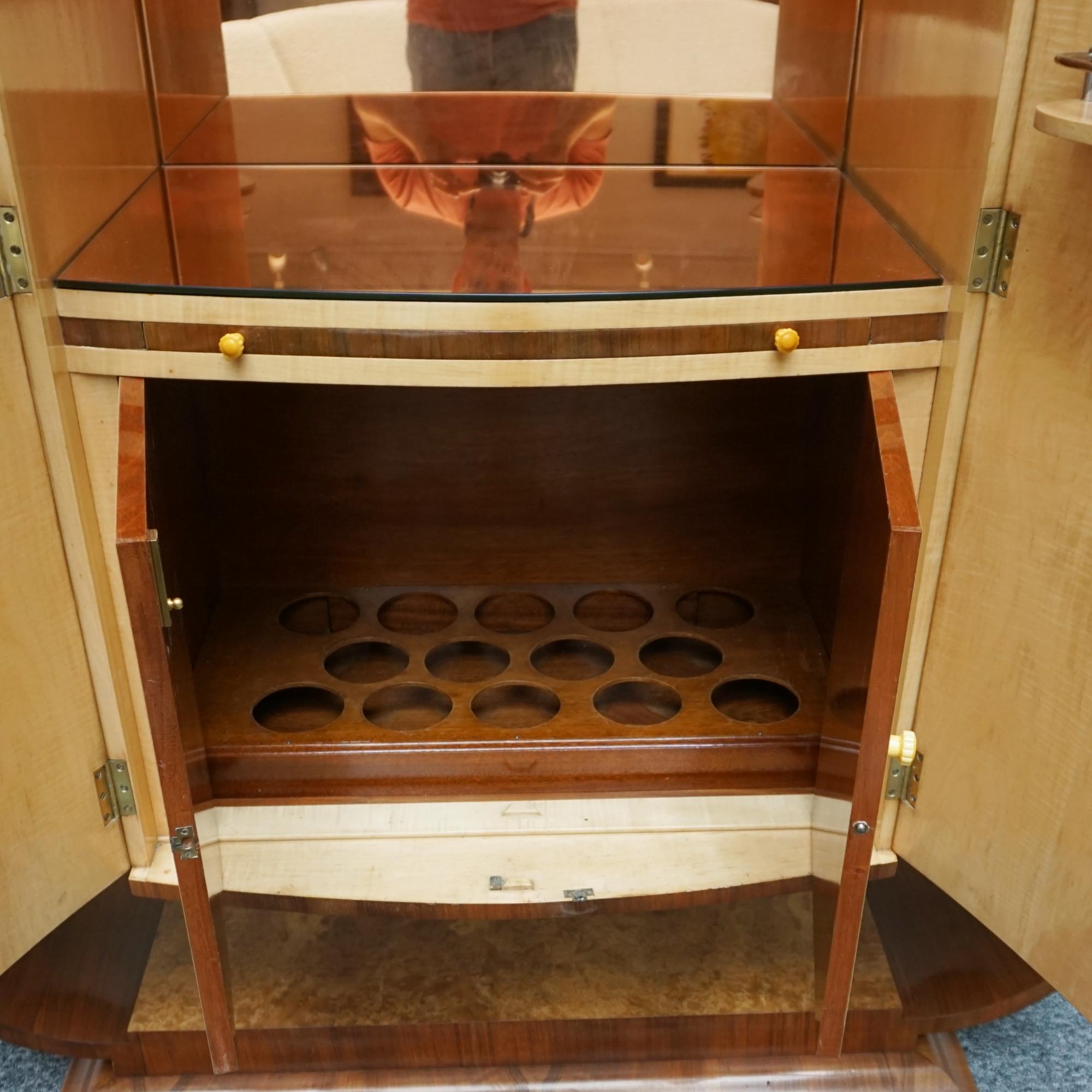 Early 20th Century Art Deco Burr Walnut Cocktail Cabinet with Mirrored Lit Interior