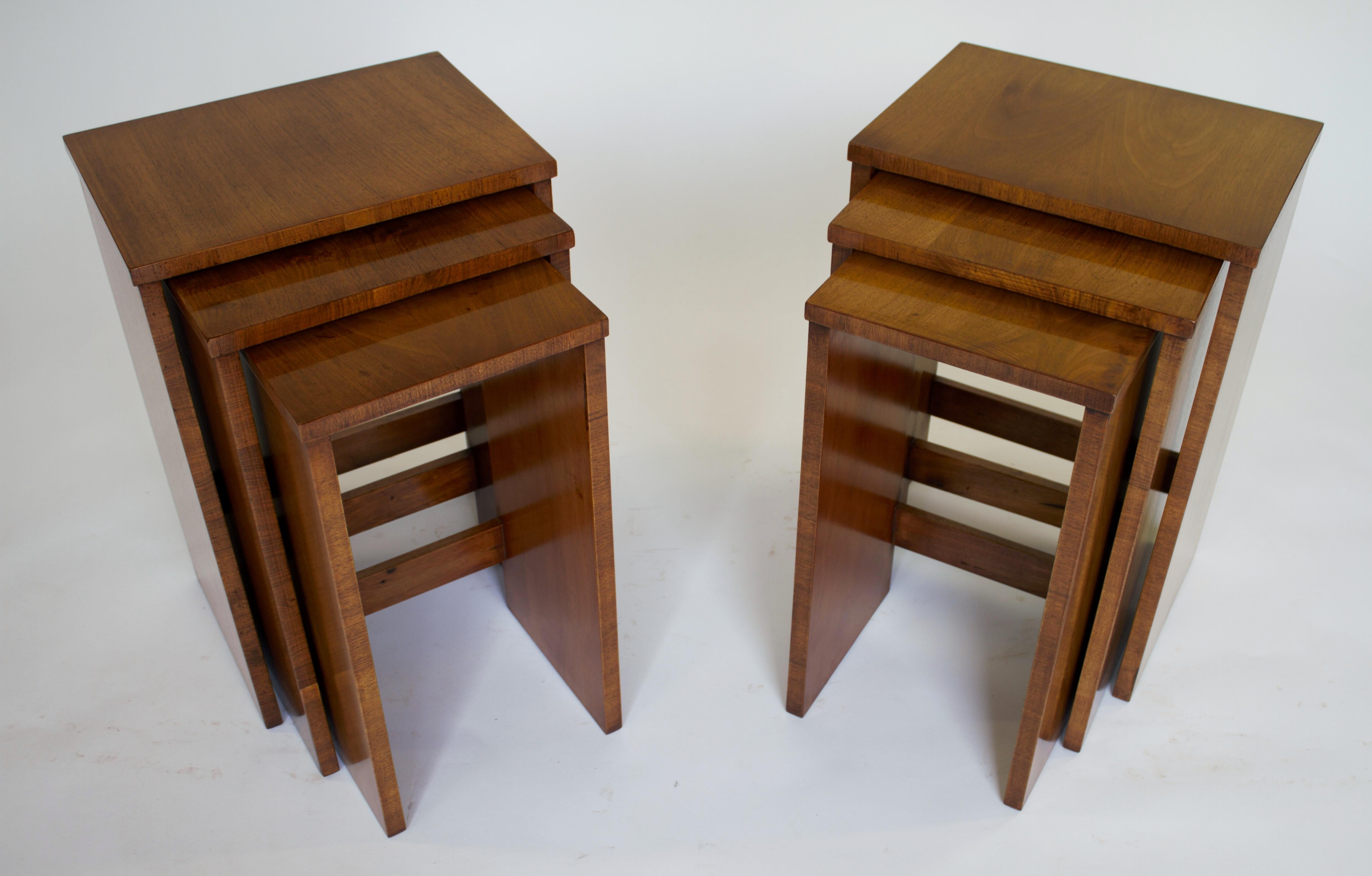 Art Deco Burr  Walnut Coffee table / Nests 3 tables each side, circa 1920s For Sale 4