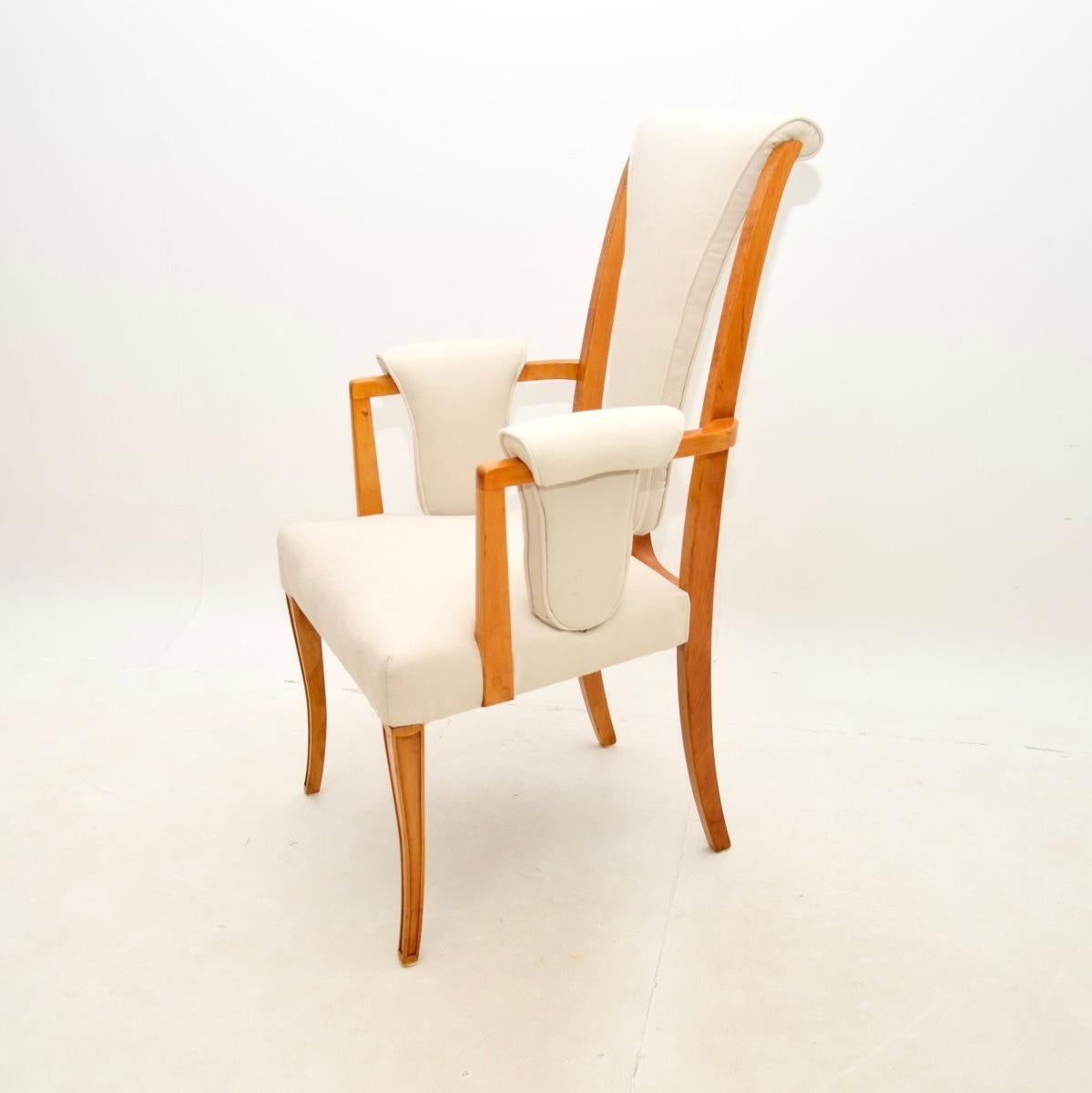 Table et chaises de salle à manger Art déco en ronce de noyer par Hille en vente 6