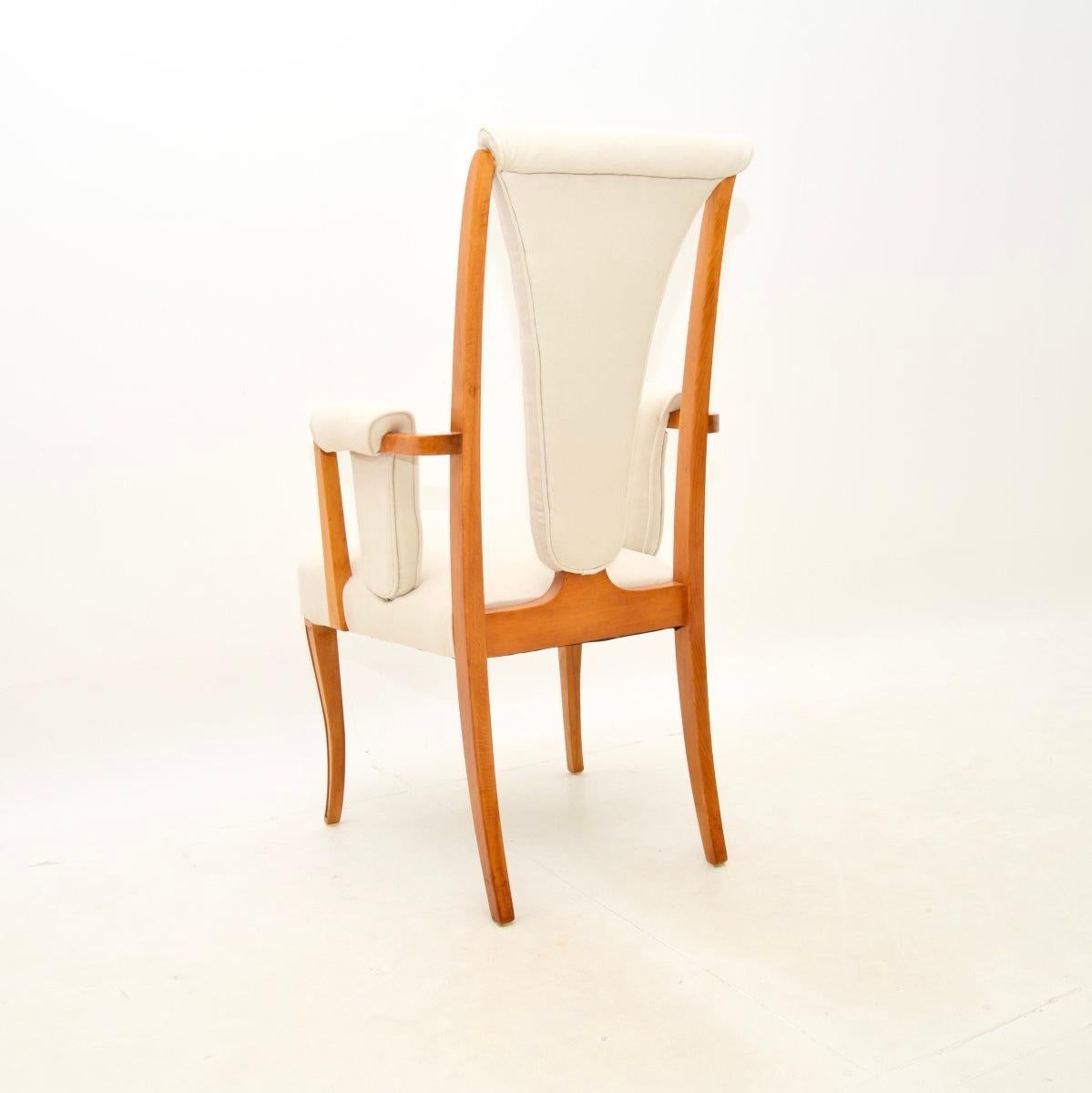 Table et chaises de salle à manger Art déco en ronce de noyer par Hille en vente 7