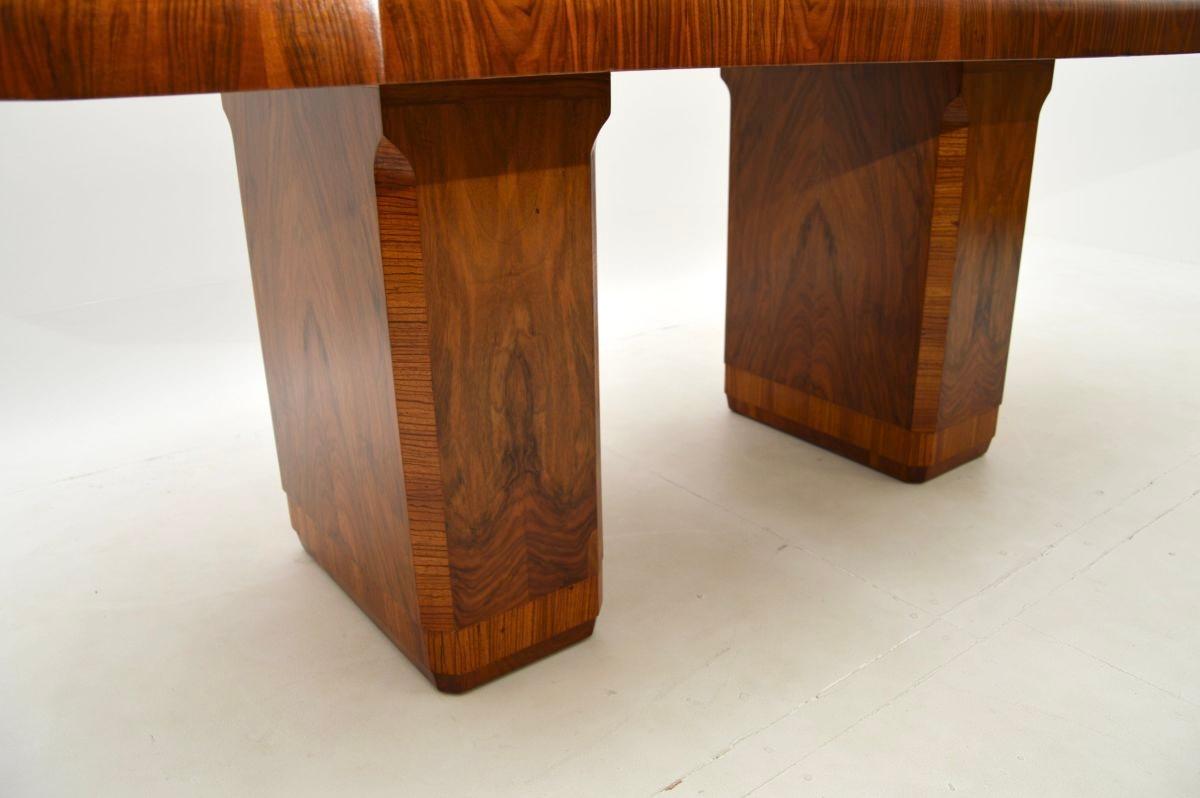 Tissu Art Deco Burr Walnut Dining Table and Chairs en vente