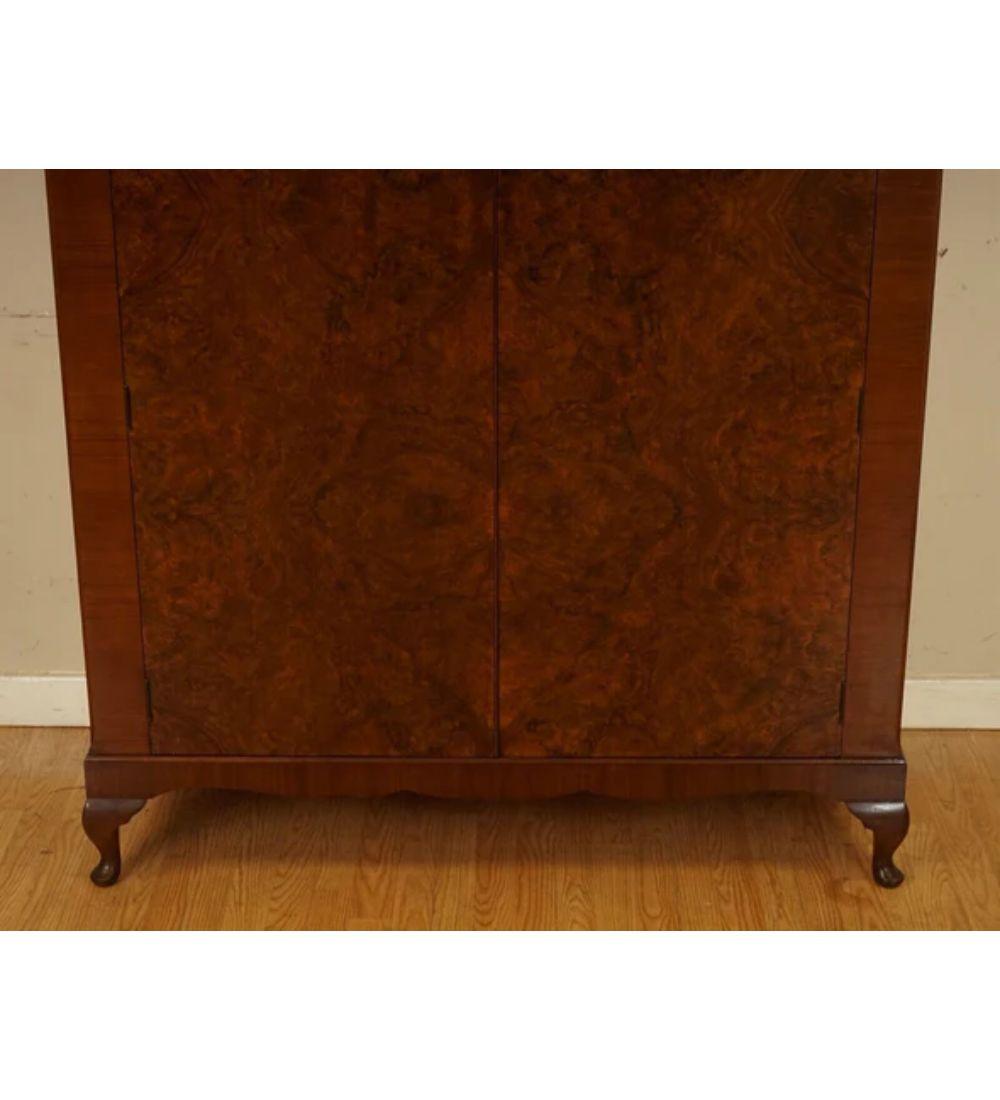 Art Deco Burr Walnut Double Wardrobe Made in England In Good Condition For Sale In Pulborough, GB