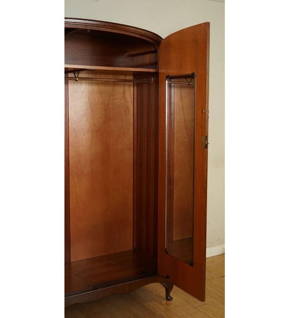 Armoire double Art Déco en ronce de noyer fabriquée en Angleterre en vente 1