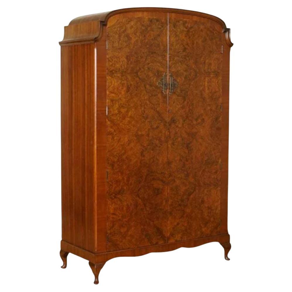 Armoire double Art Déco en ronce de noyer fabriquée en Angleterre